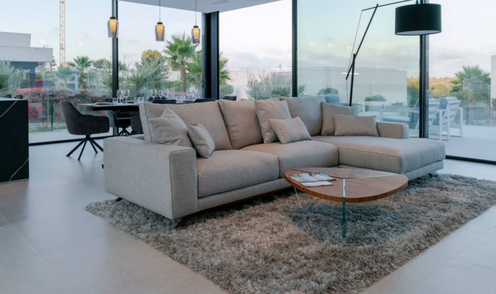 Resale - House -
Las Colinas Golf