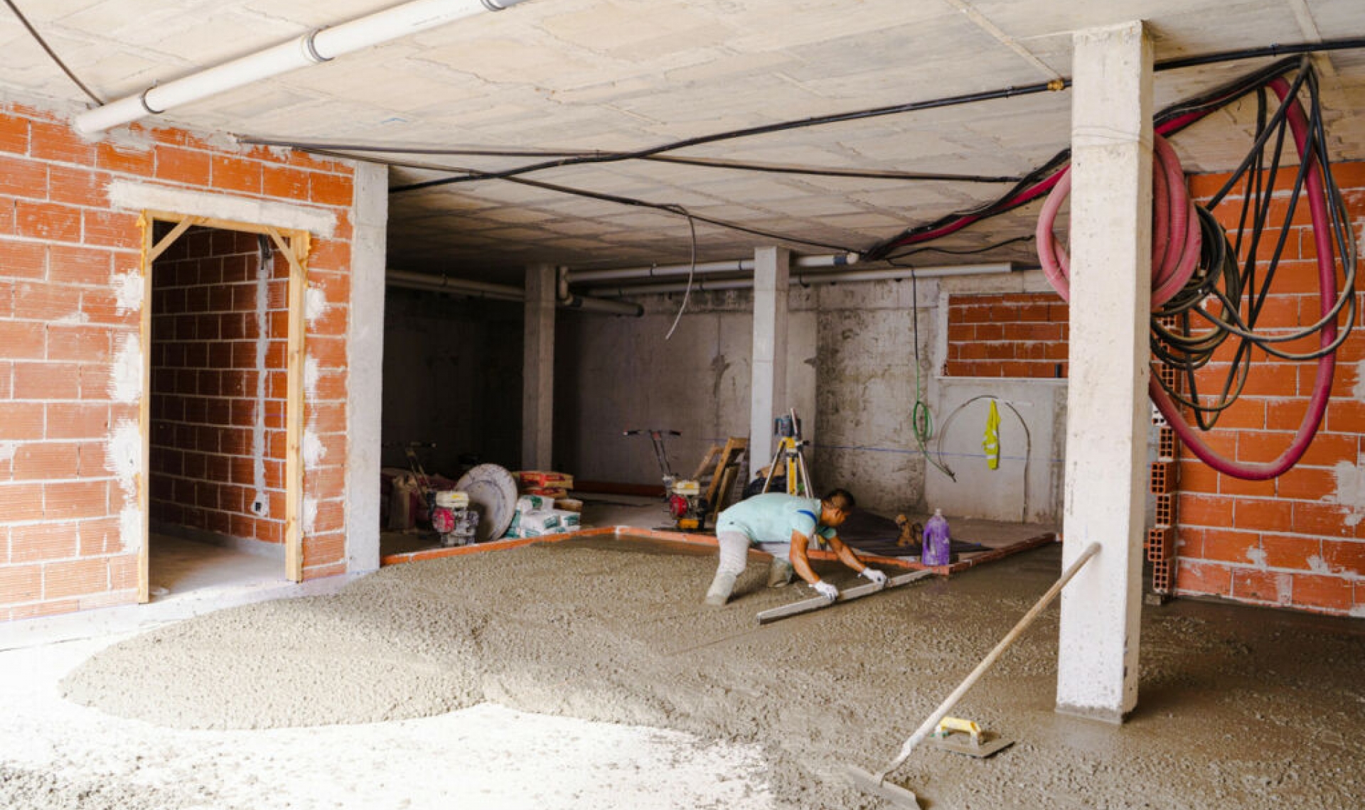 Resale - House -
Las Colinas Golf