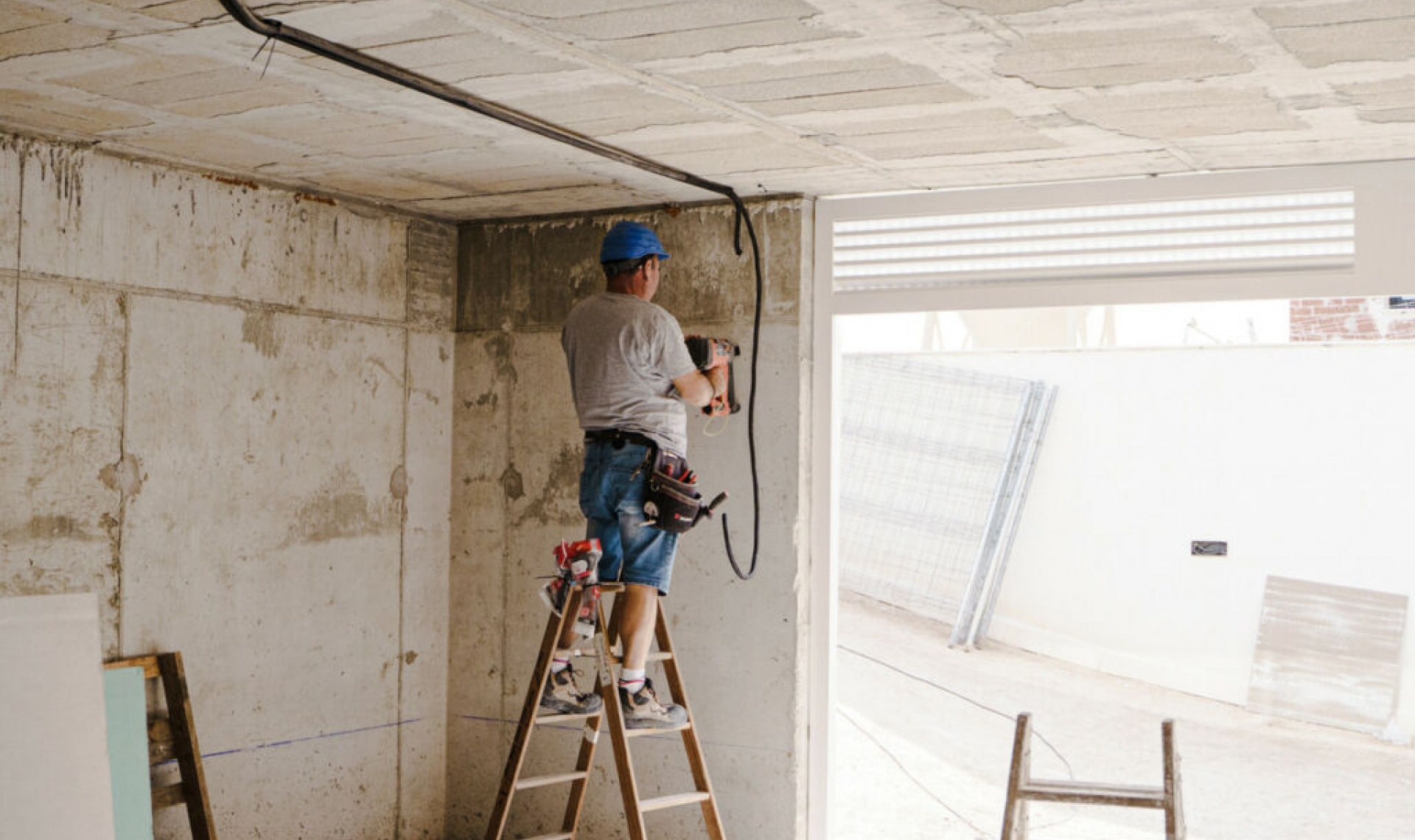 Resale - House -
Las Colinas Golf