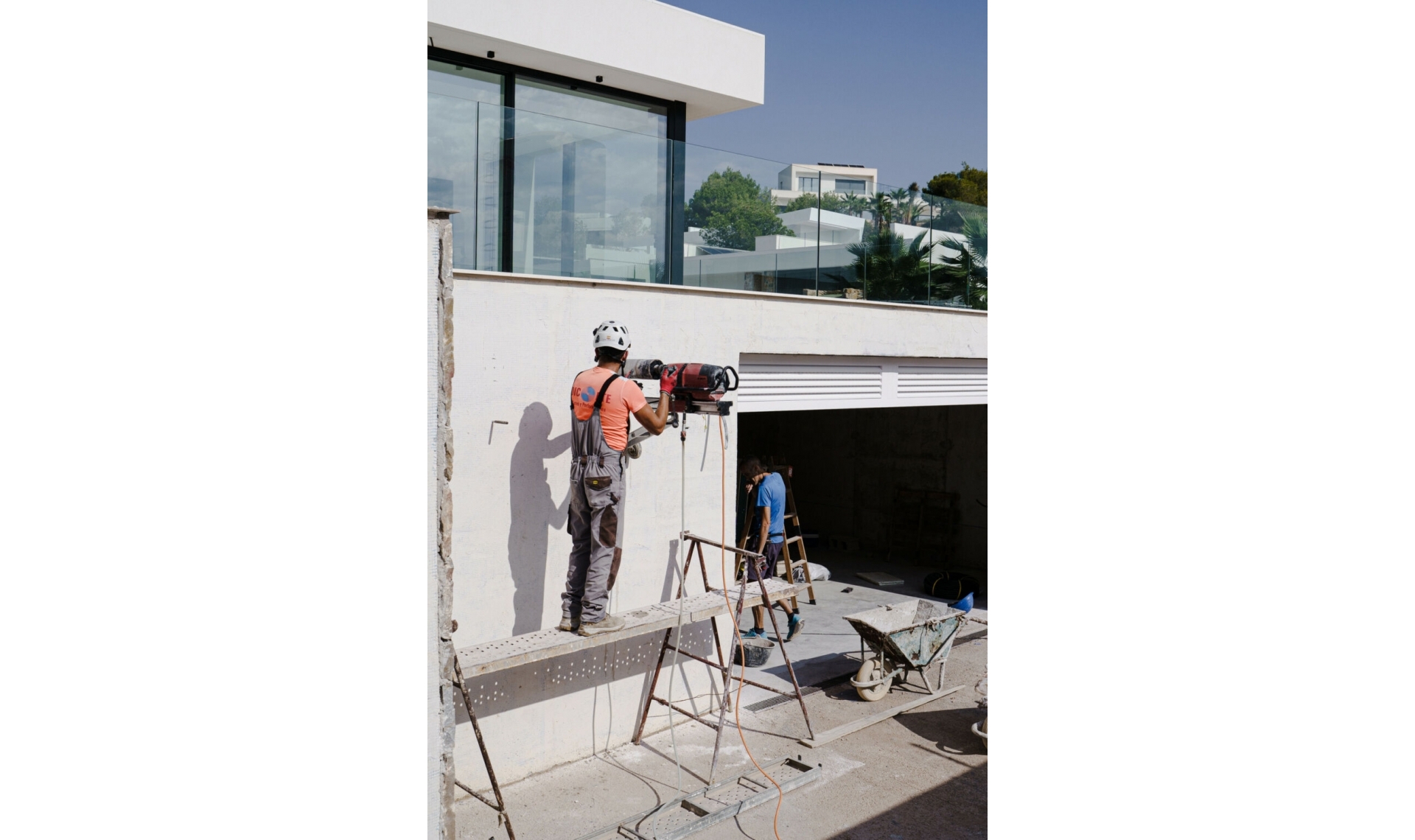 Resale - House -
Las Colinas Golf