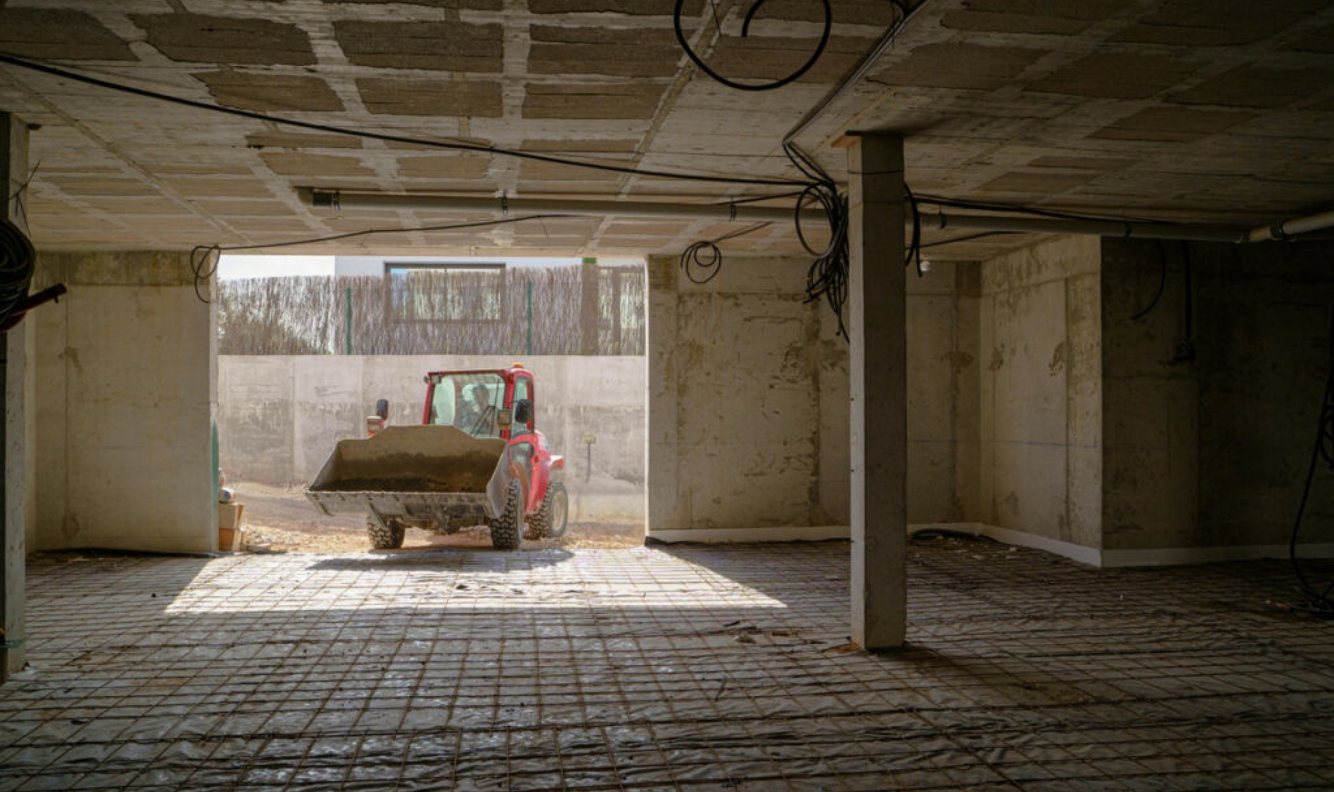 Resale - House -
Las Colinas Golf