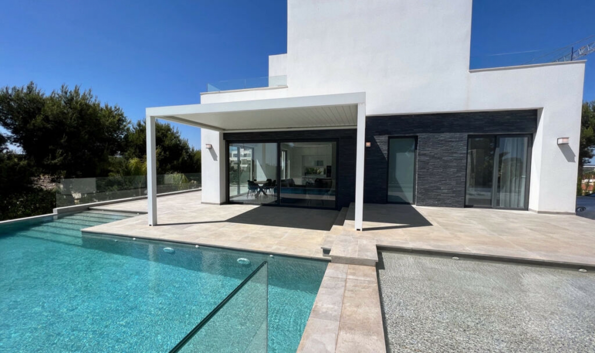 Resale - House -
Las Colinas Golf