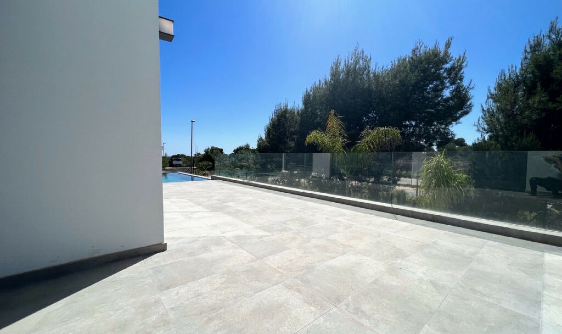 Resale - House -
Las Colinas Golf
