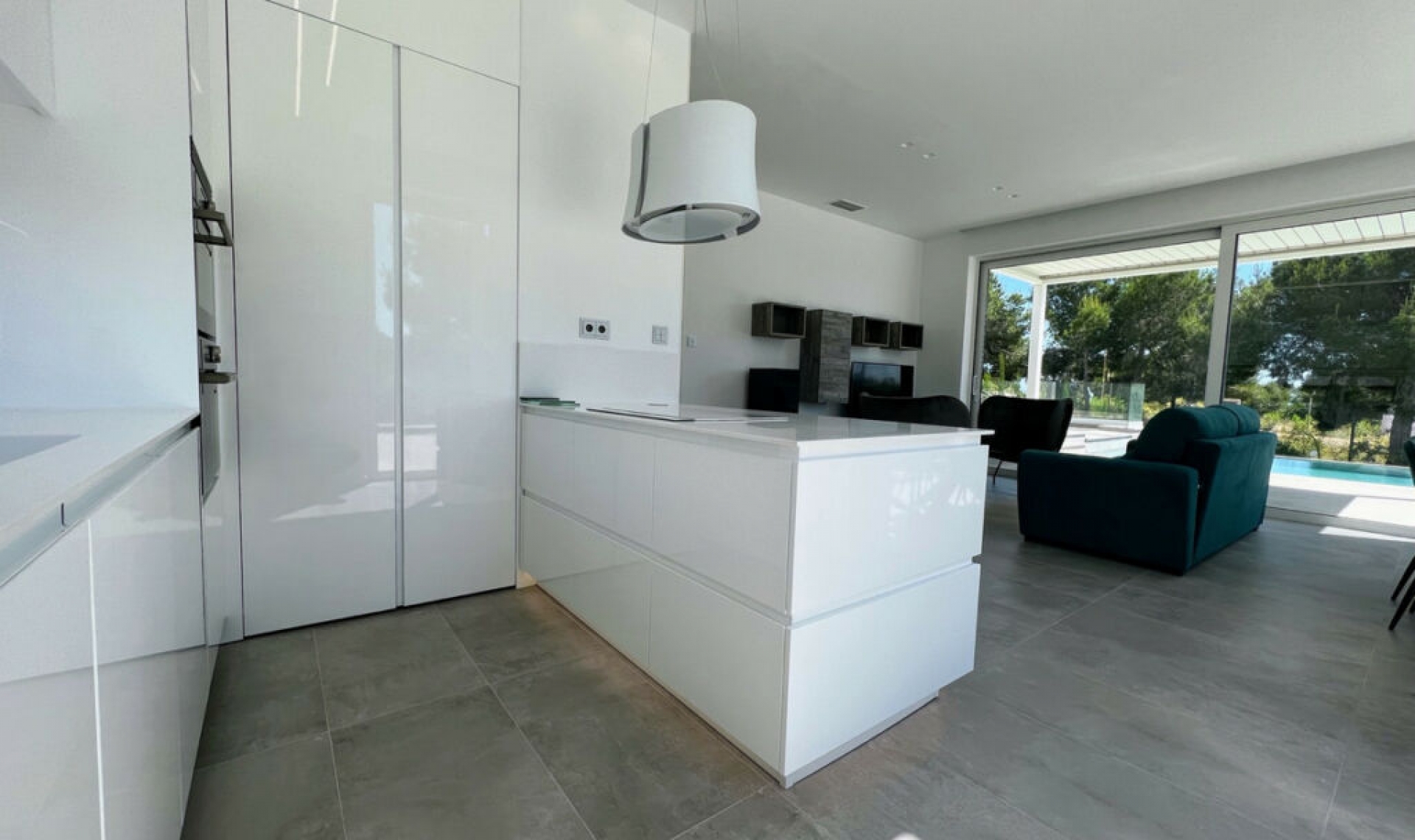 Resale - House -
Las Colinas Golf