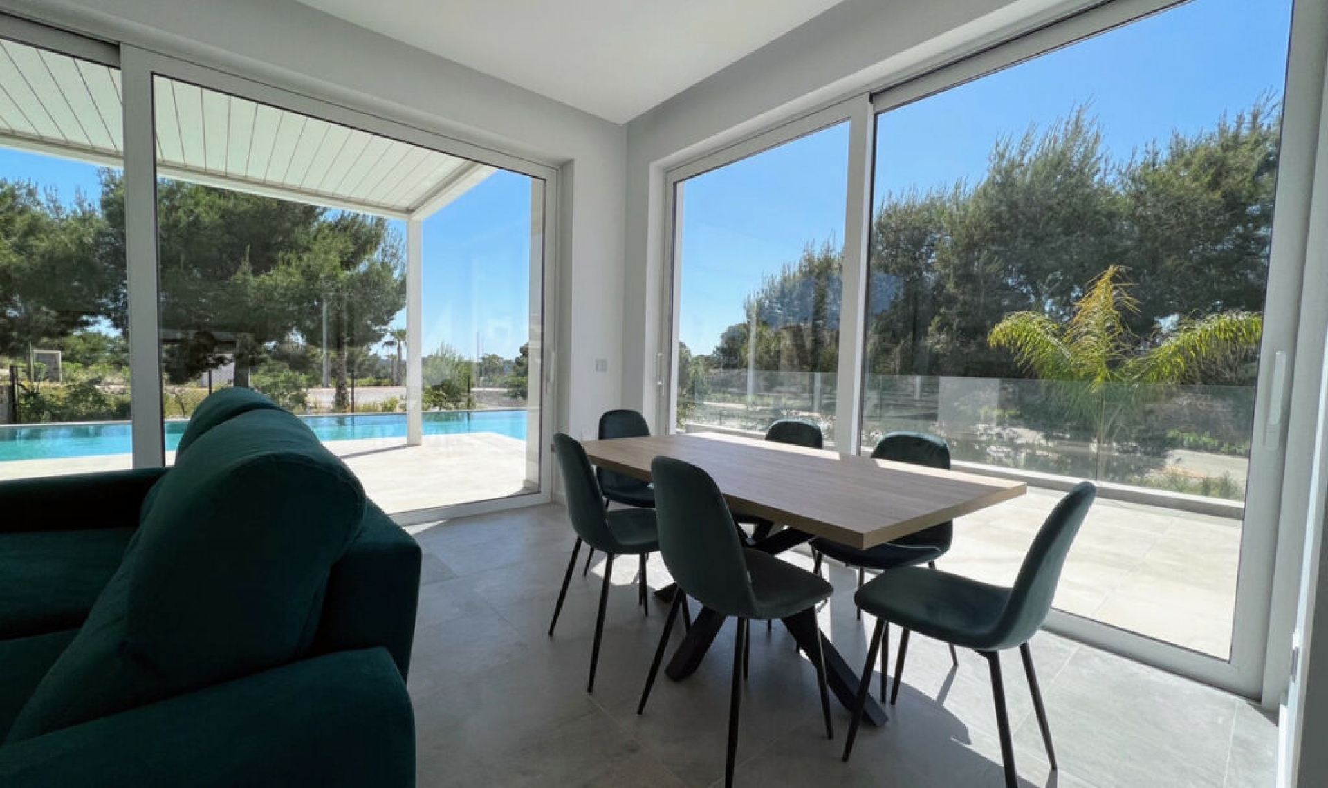 Resale - House -
Las Colinas Golf