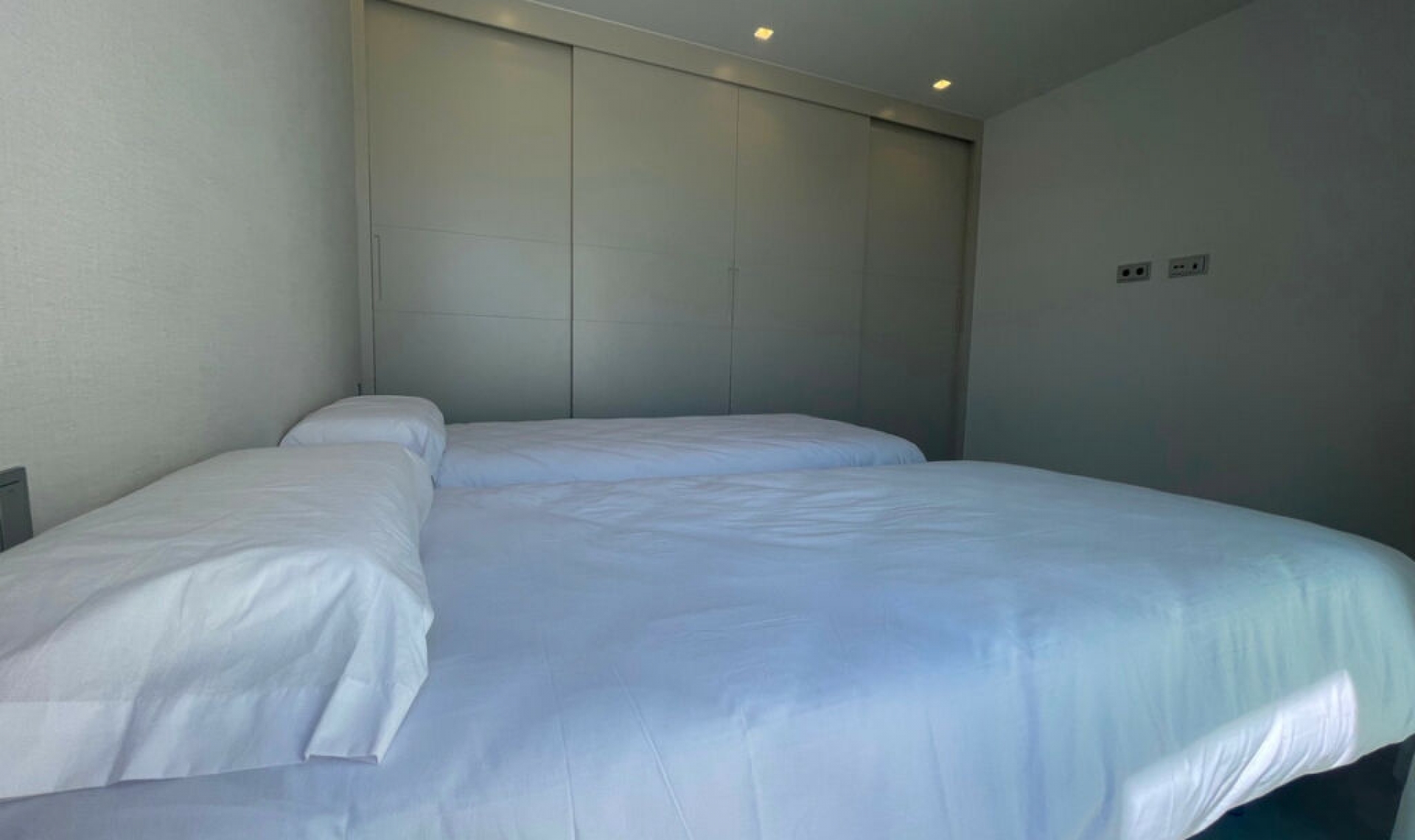 Resale - House -
Las Colinas Golf