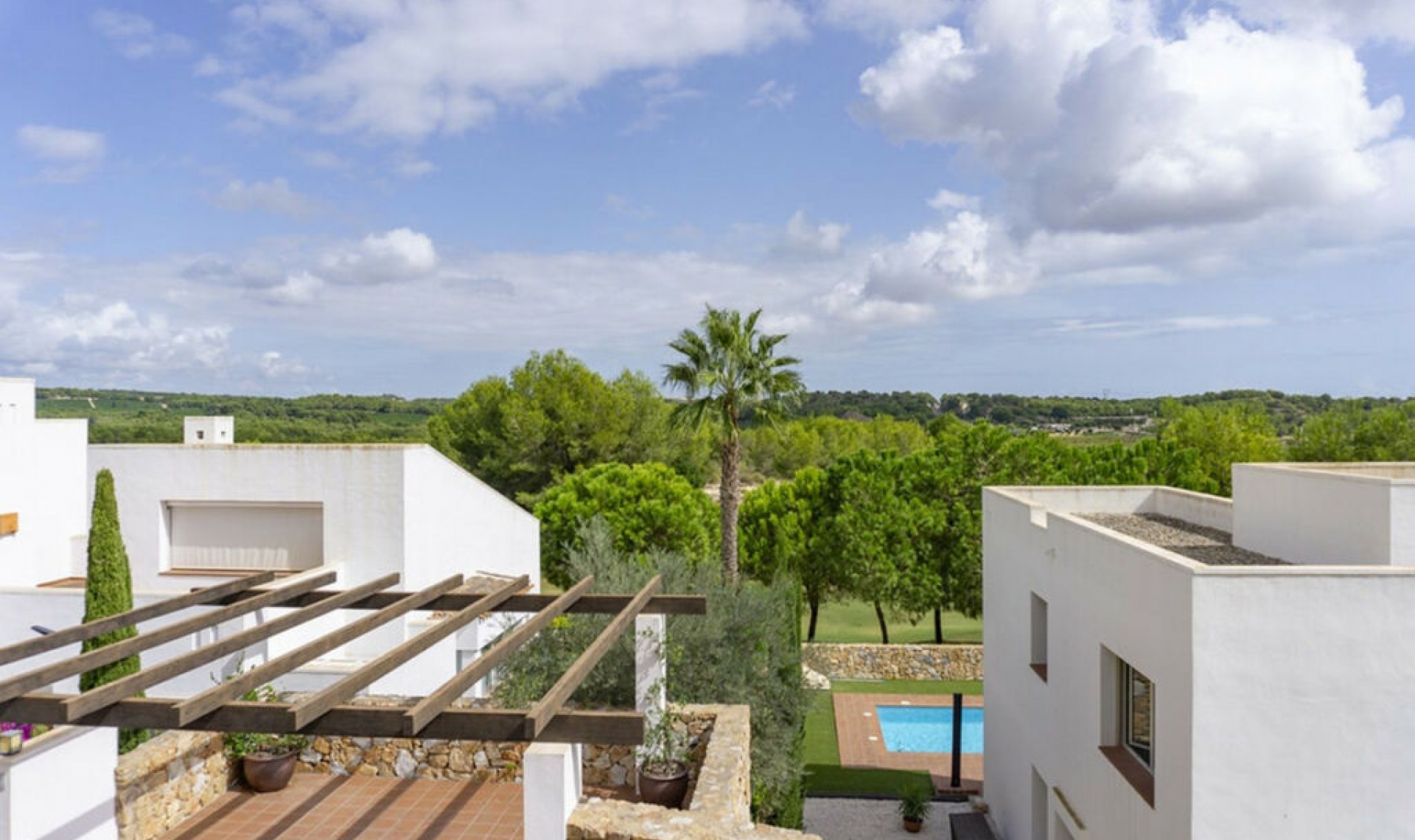 Resale - House -
Las Colinas Golf