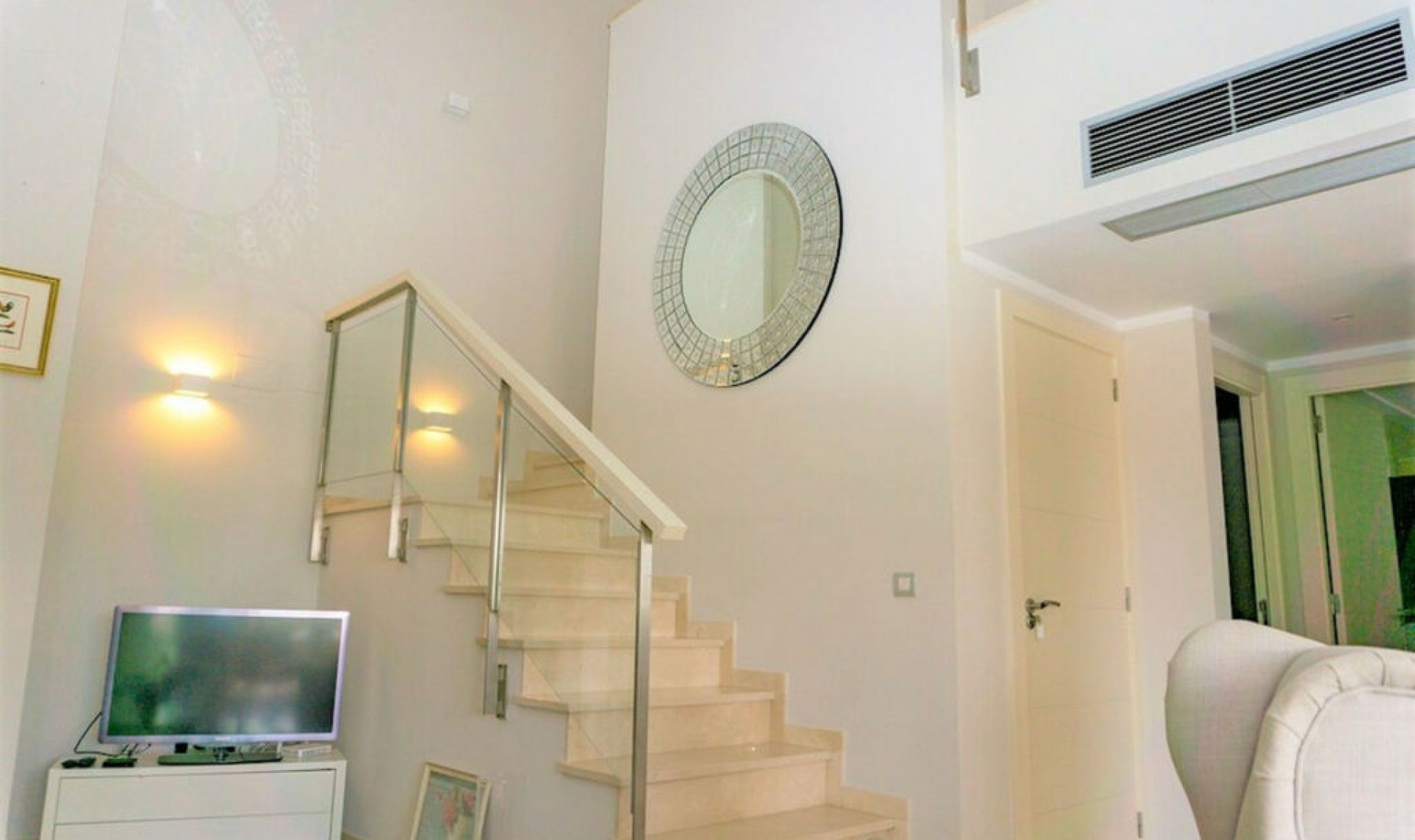 Resale - House -
Las Colinas Golf