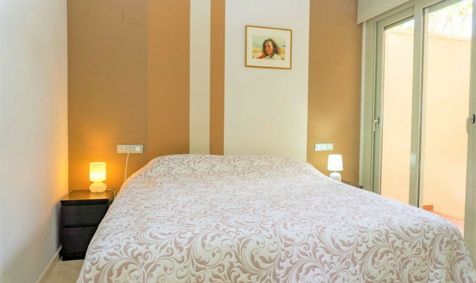 Resale - House -
Las Colinas Golf