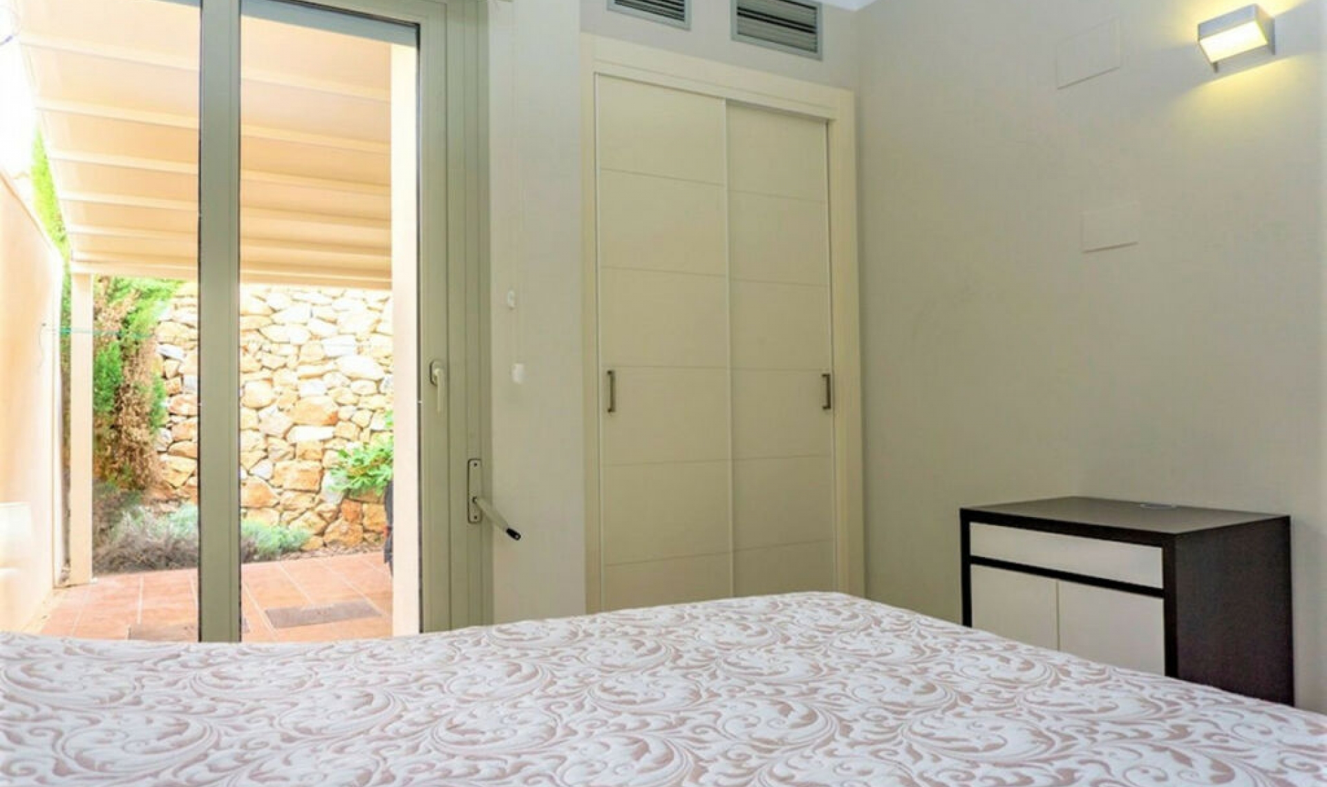 Resale - House -
Las Colinas Golf