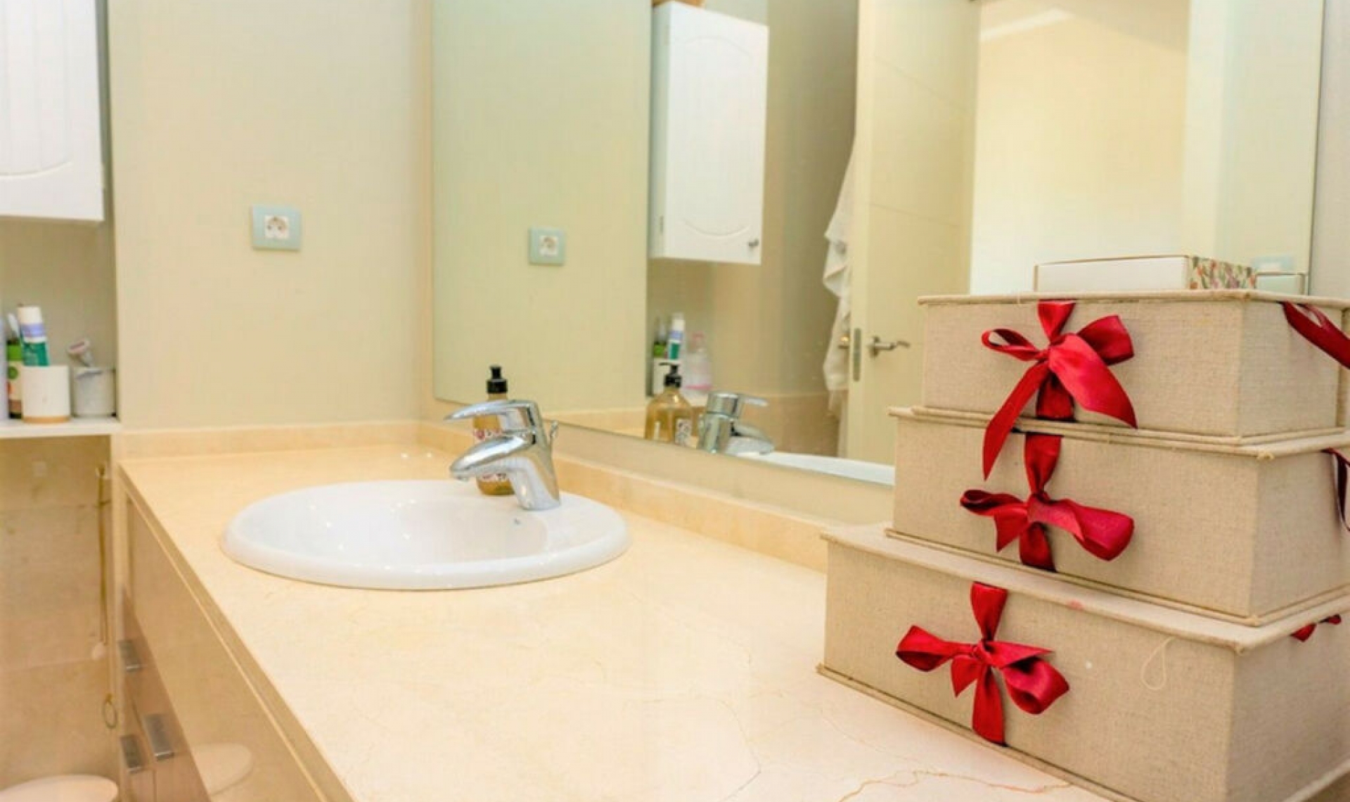 Resale - House -
Las Colinas Golf