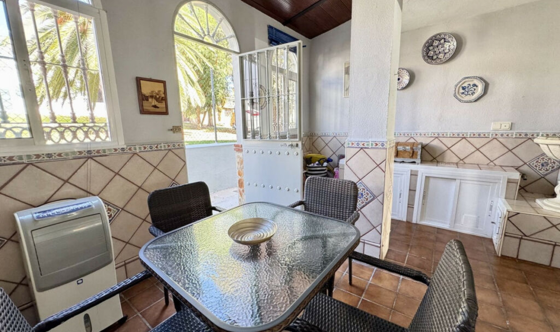 Resale - House -
Las Lagunas