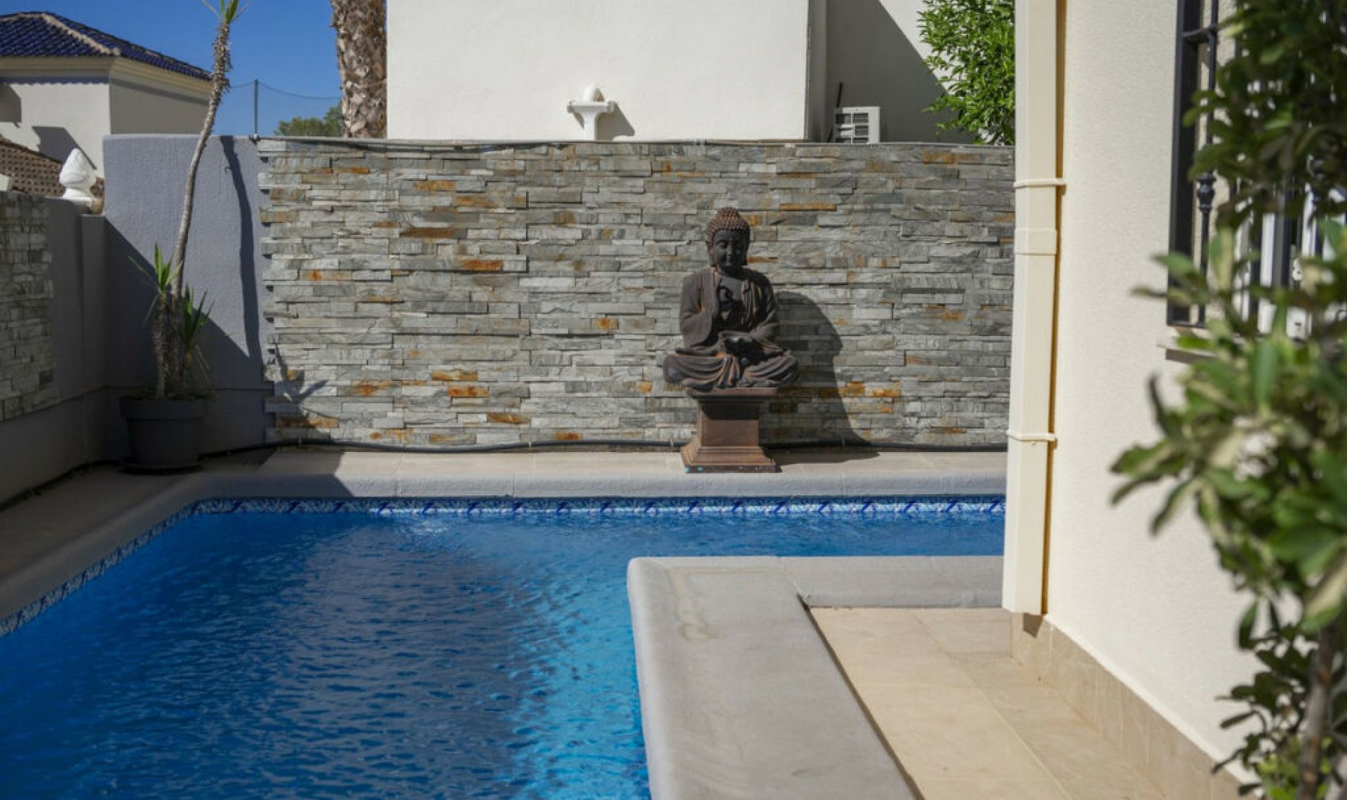 Resale - House -
Las Ramblas Golf