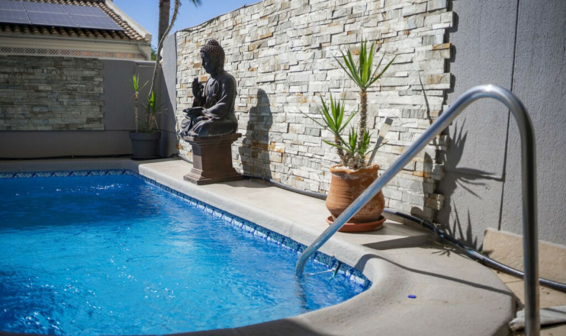Resale - House -
Las Ramblas Golf