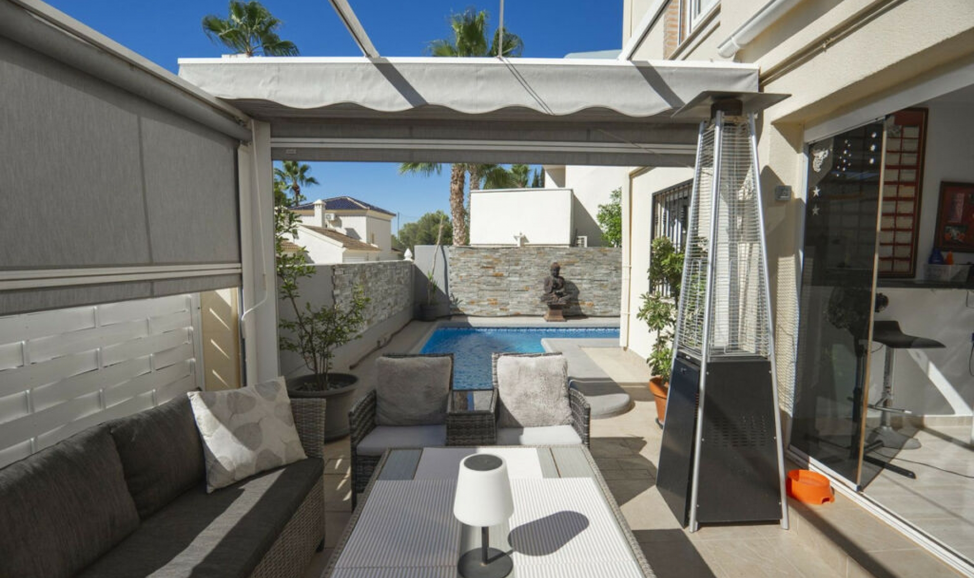 Resale - House -
Las Ramblas Golf