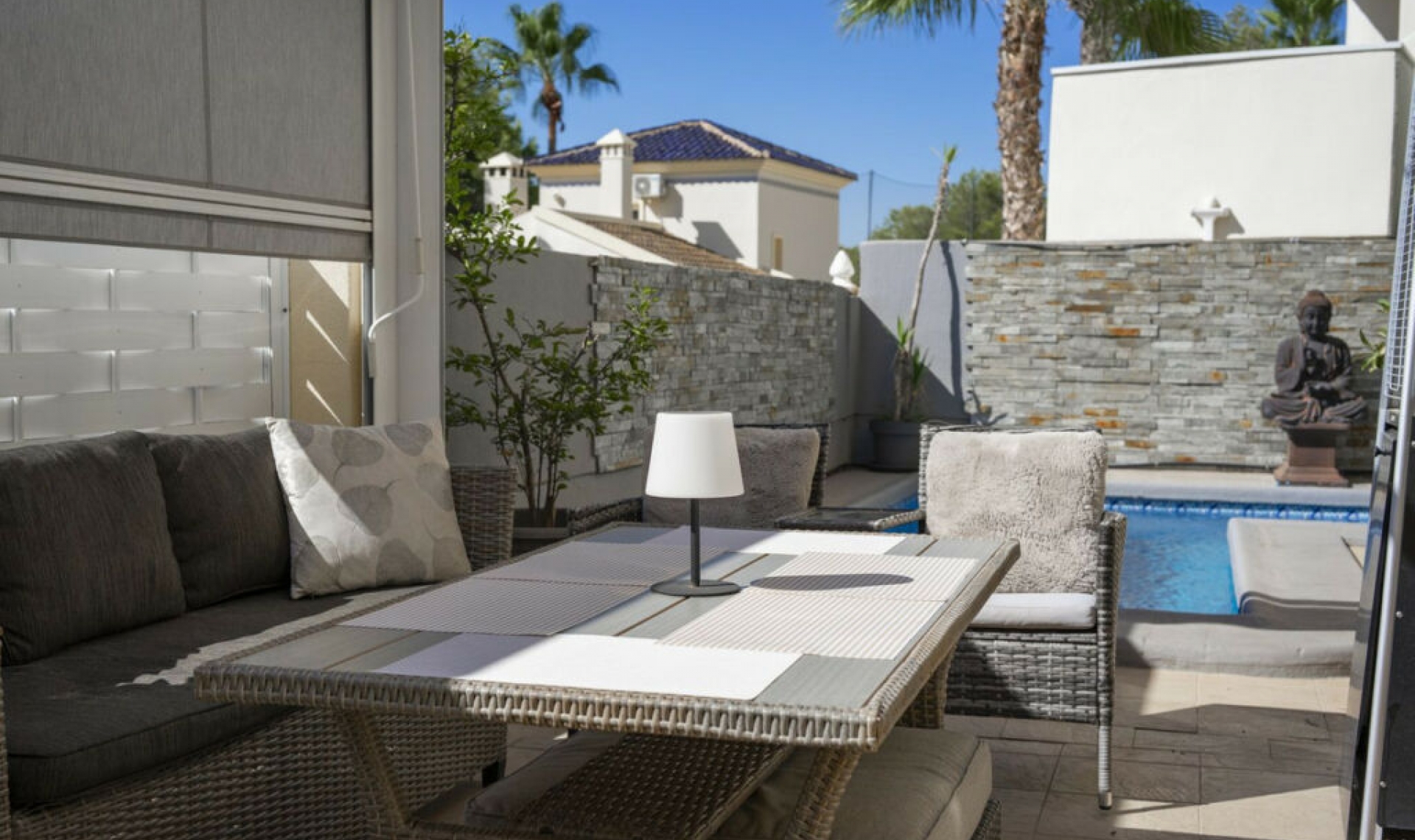 Resale - House -
Las Ramblas Golf