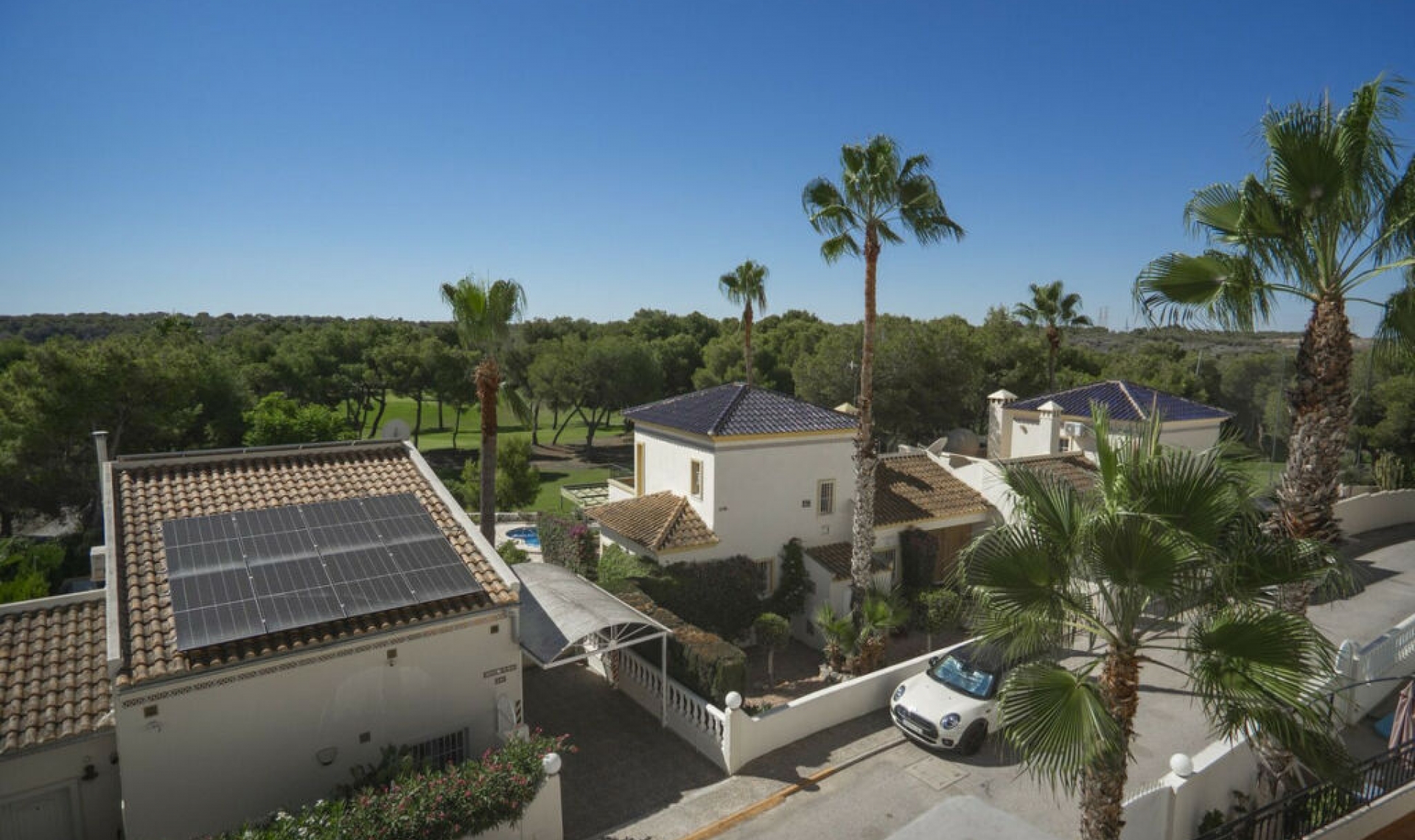 Resale - House -
Las Ramblas Golf