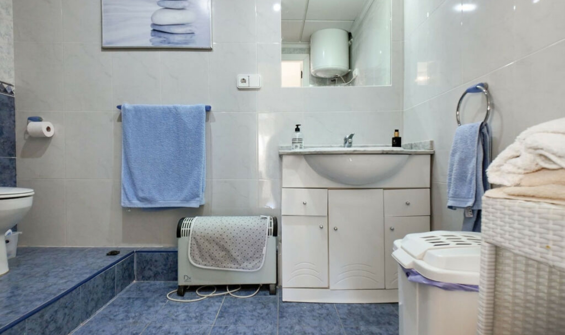 Resale - House -
Las Ramblas Golf