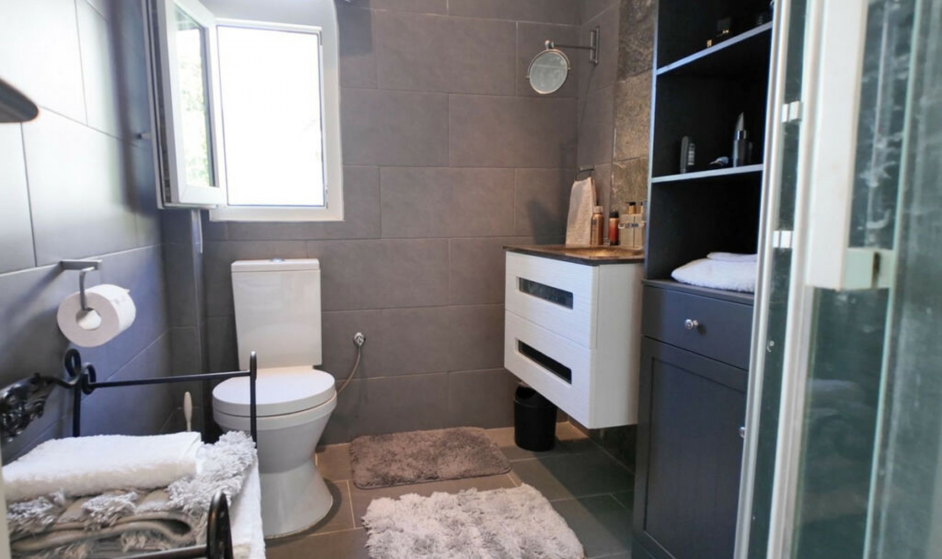 Resale - House -
Las Ramblas Golf