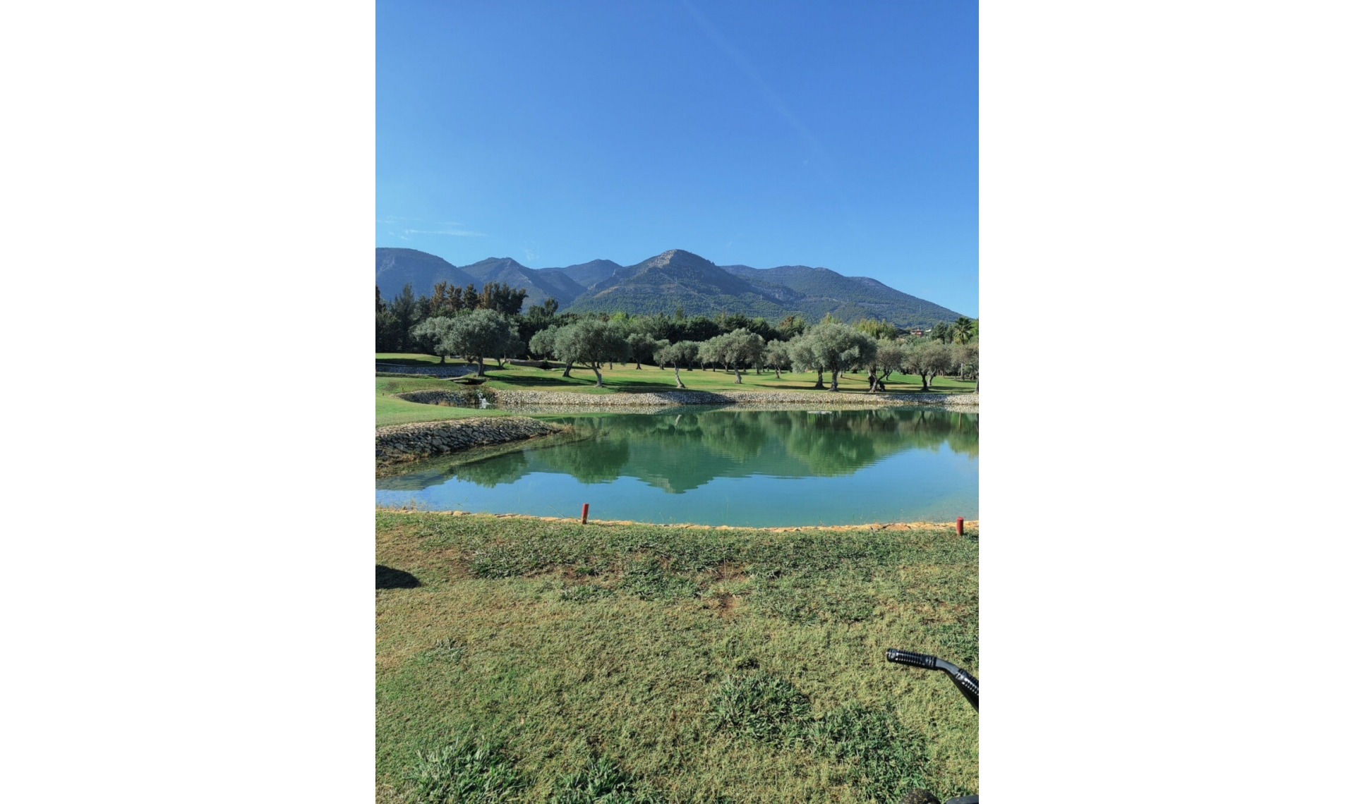 Resale - House -
Lauro Golf