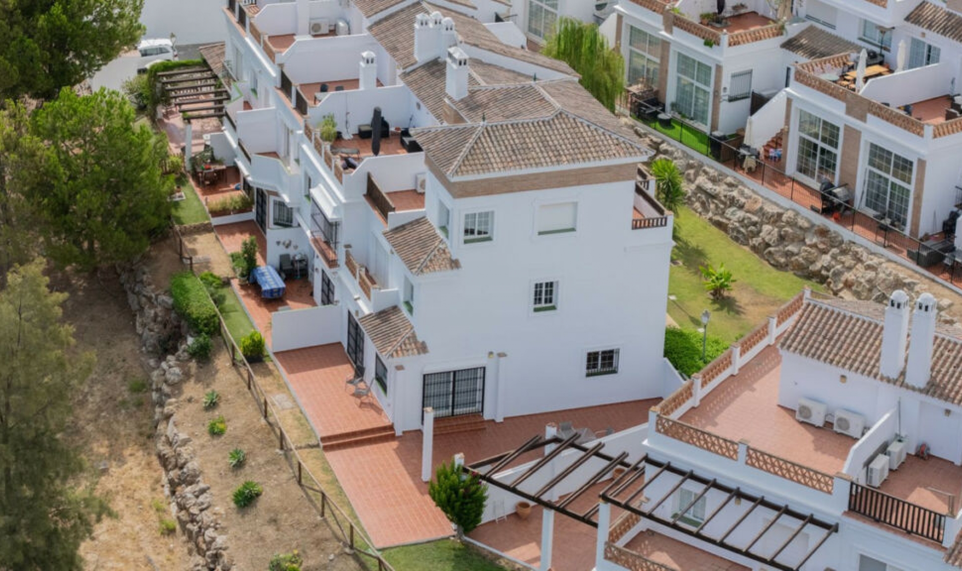 Resale - House -
Lauro Golf