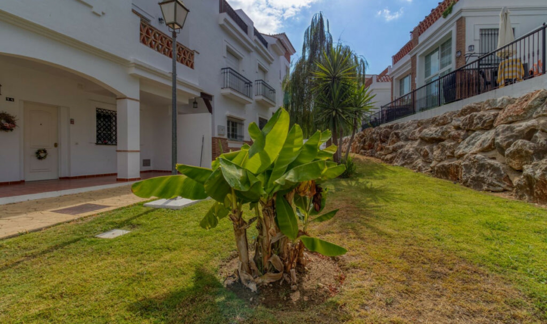 Resale - House -
Lauro Golf