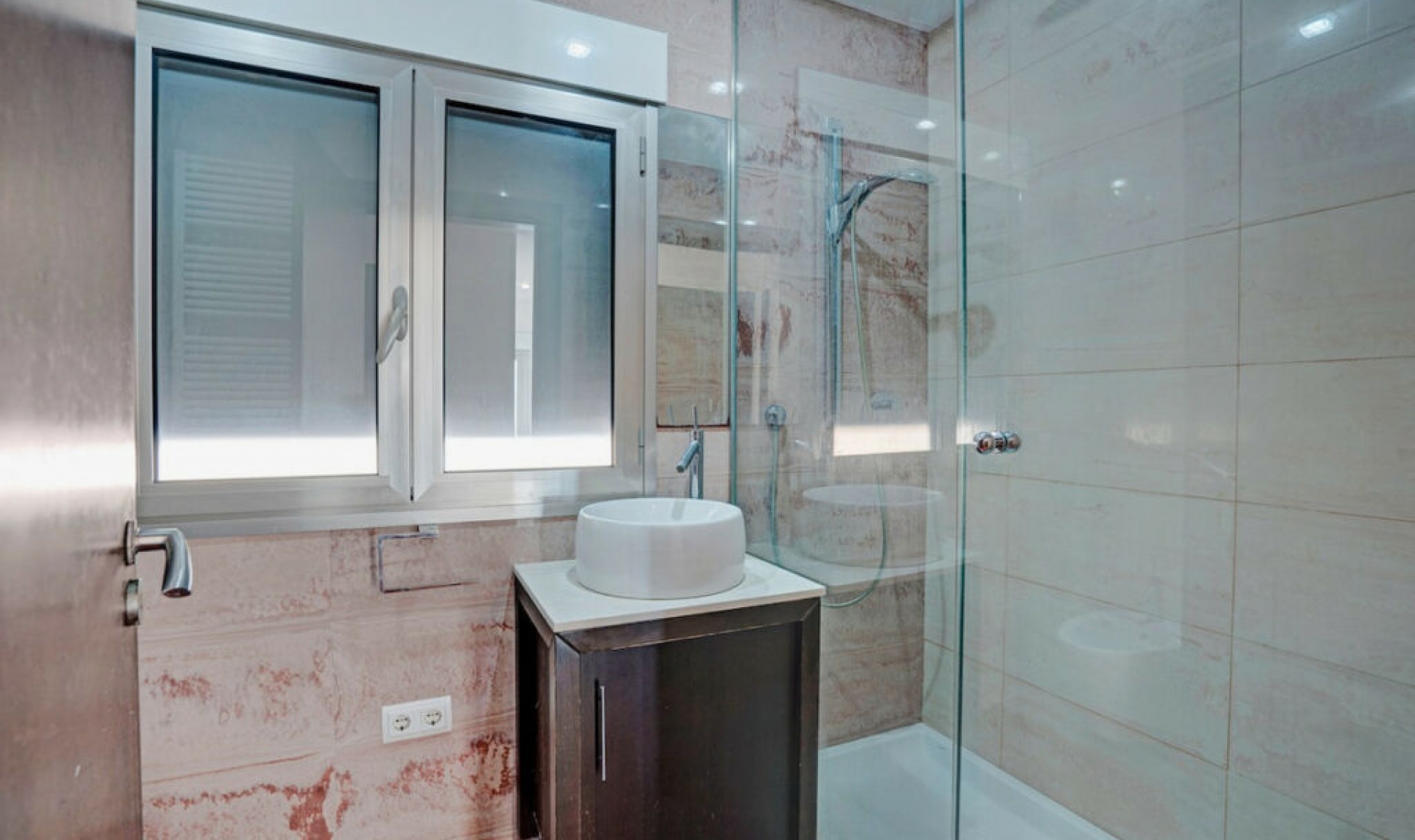 Resale - House -
Les Bassetes