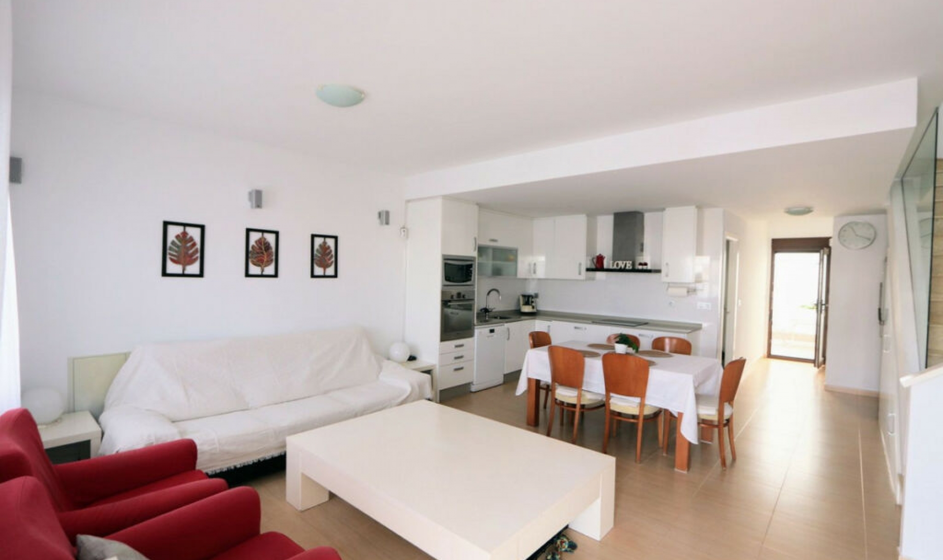 Resale - House -
Lo Pagan
