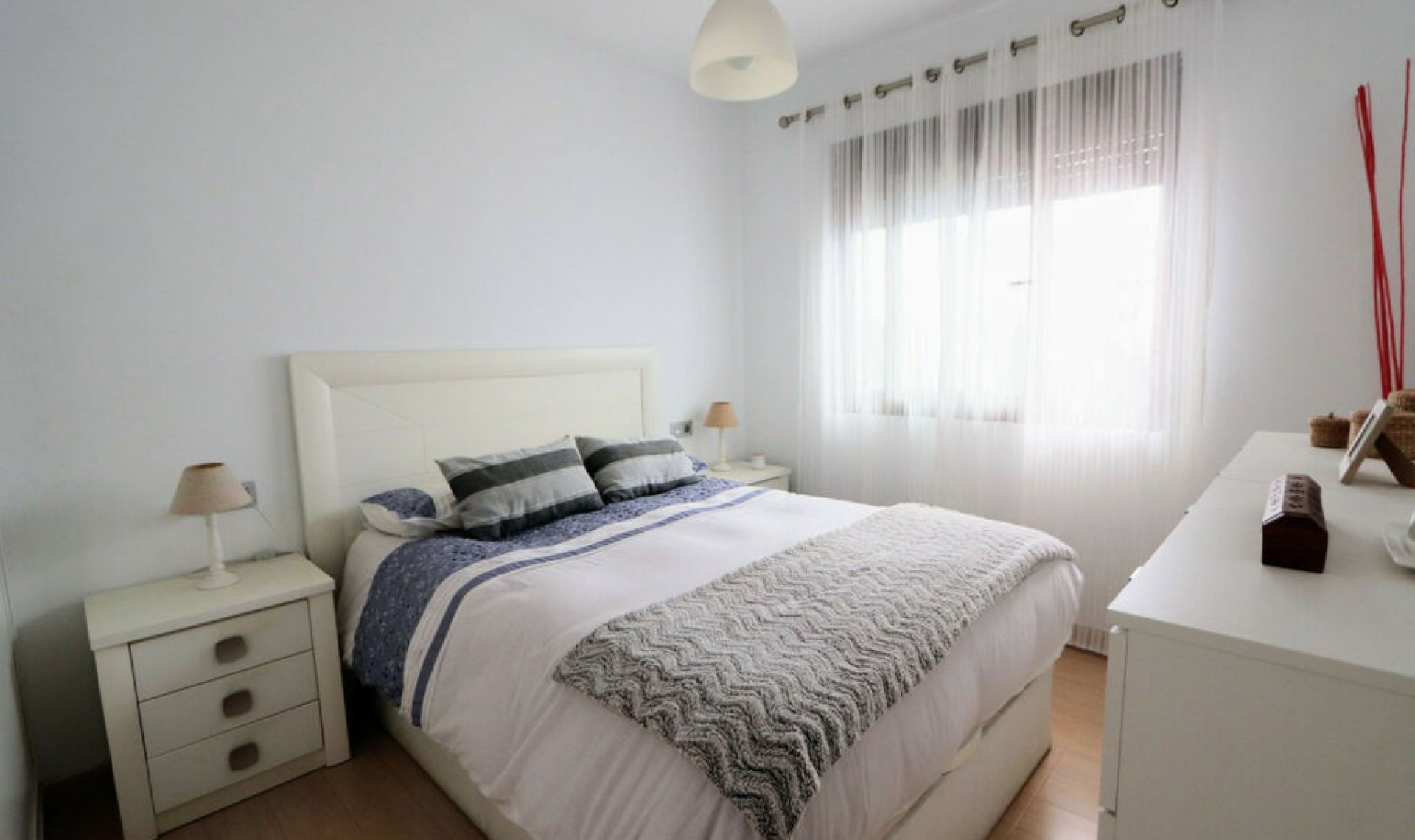 Resale - House -
Lo Pagan