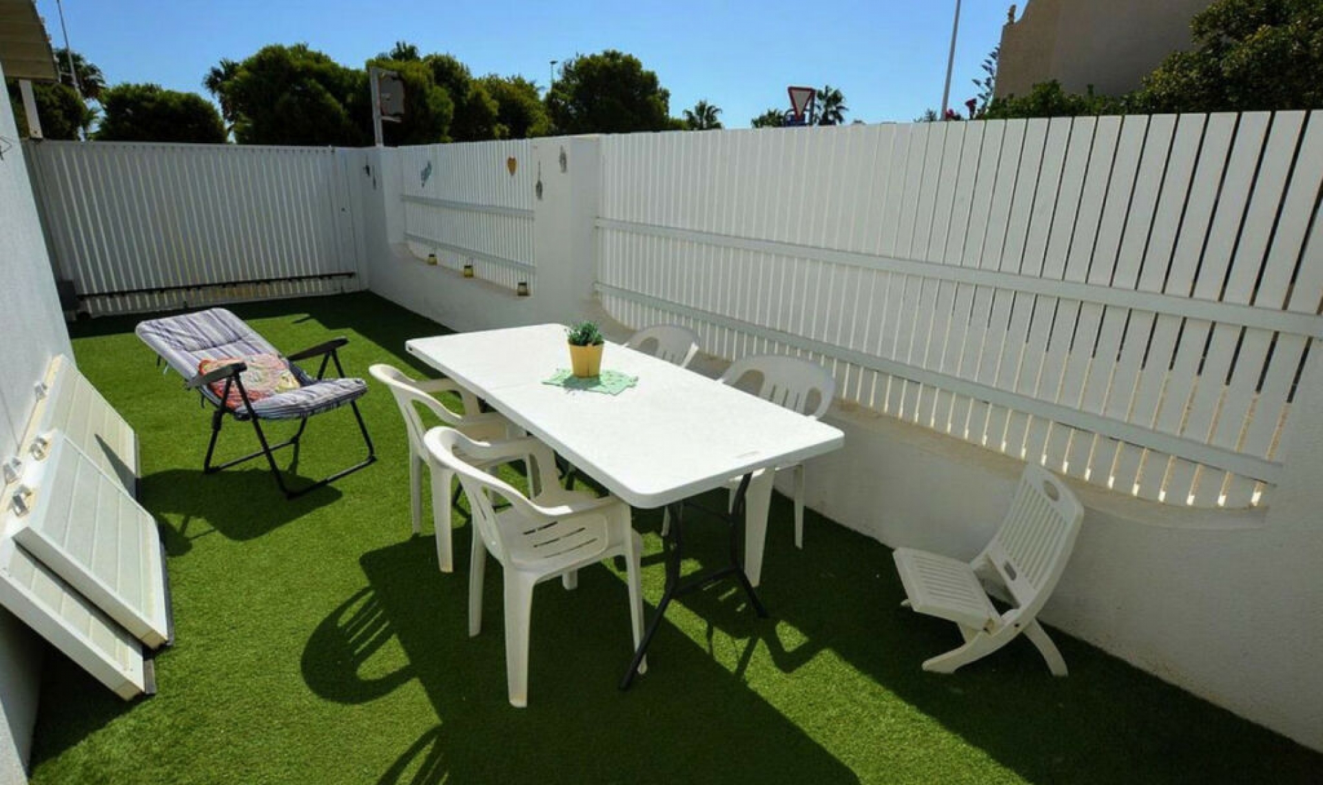 Resale - House -
Lo Pagan