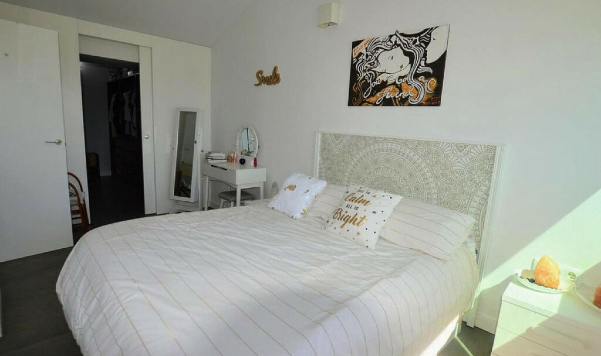 Resale - House -
Lo Pagan