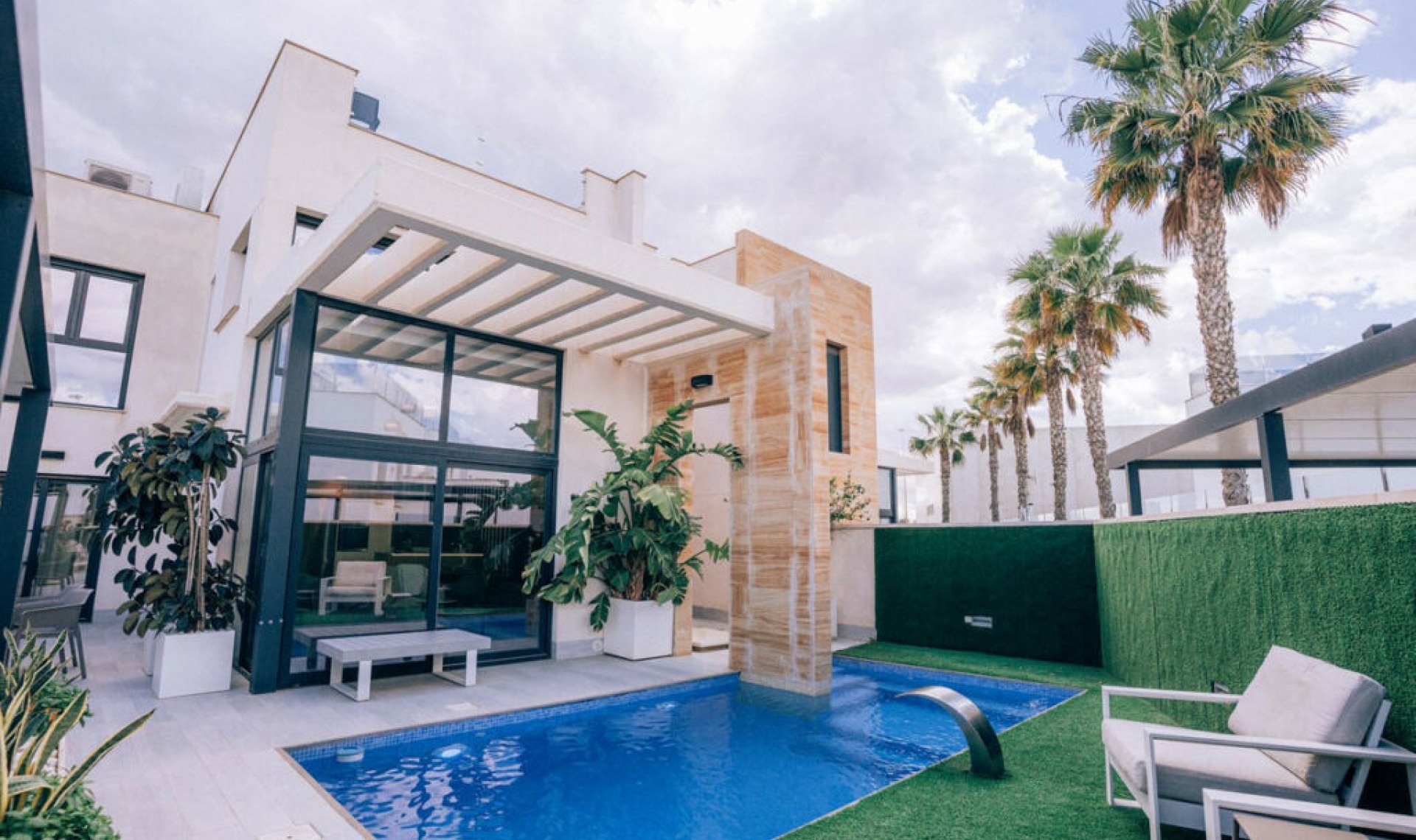 Resale - House -
Lomas de Cabo Roig