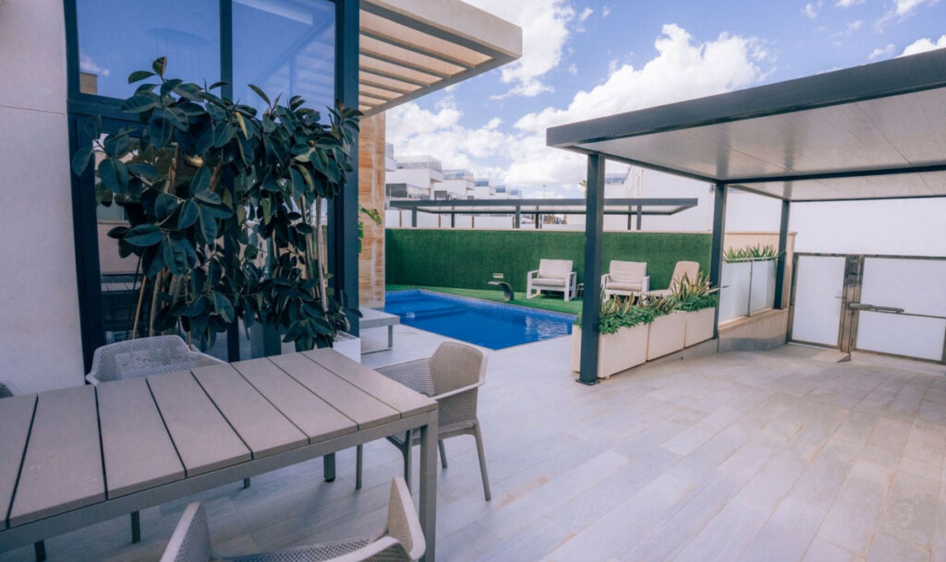 Resale - House -
Lomas de Cabo Roig