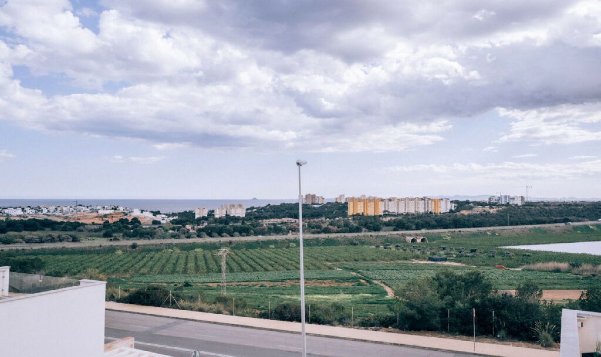 Resale - House -
Lomas de Cabo Roig