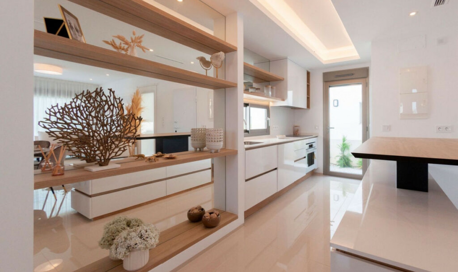 Resale - House -
Los Alcázares