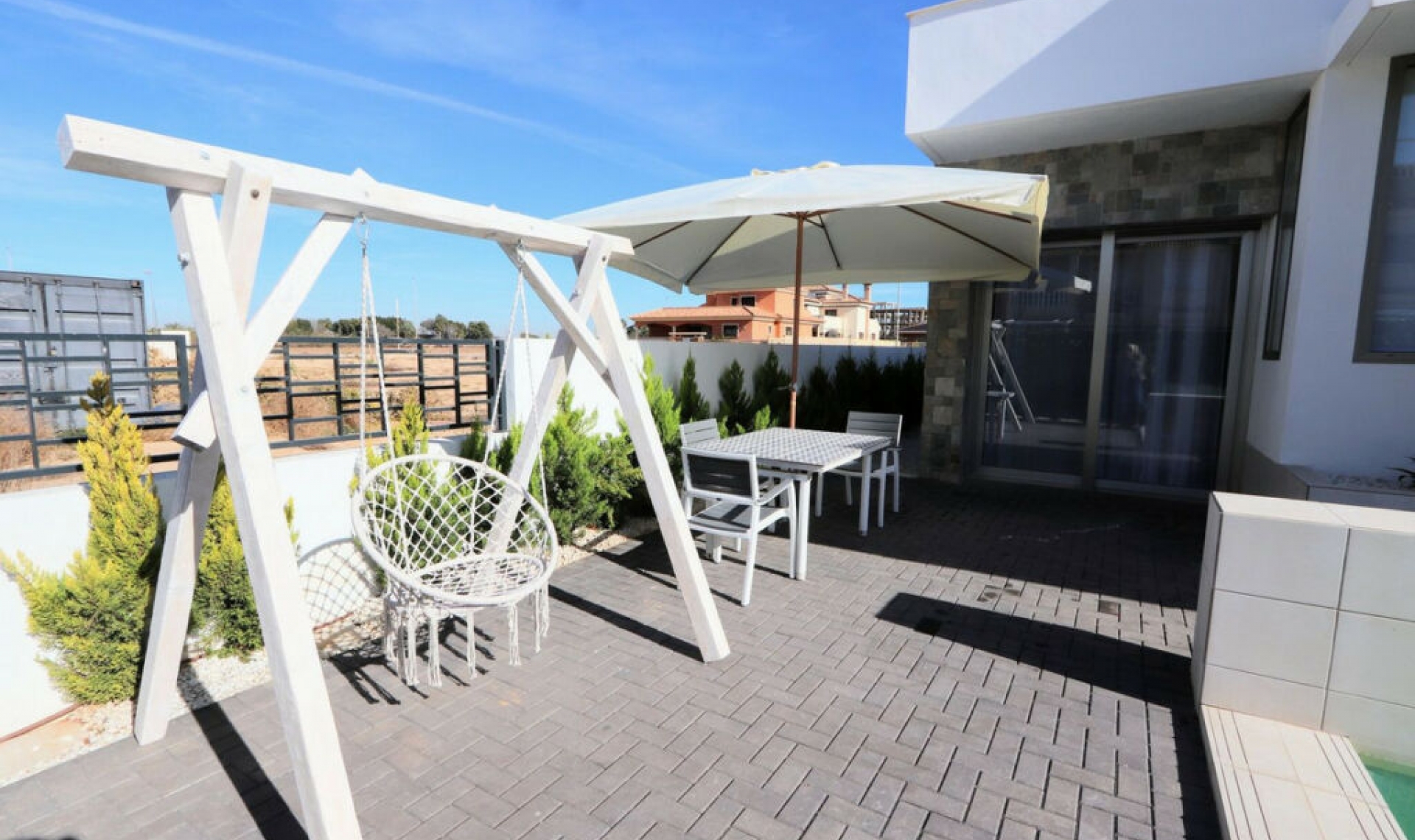 Resale - House -
Los Alcázares