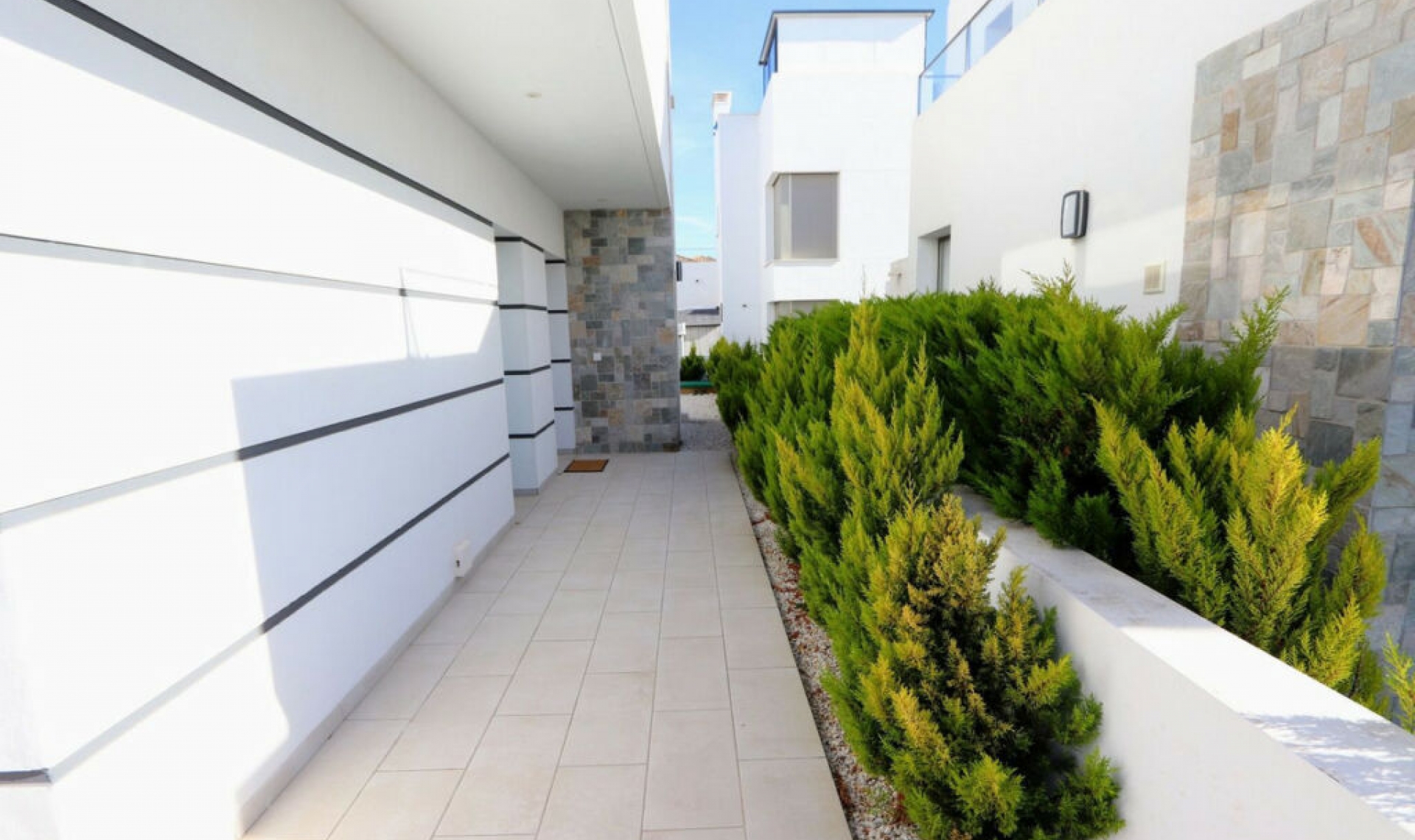 Resale - House -
Los Alcázares