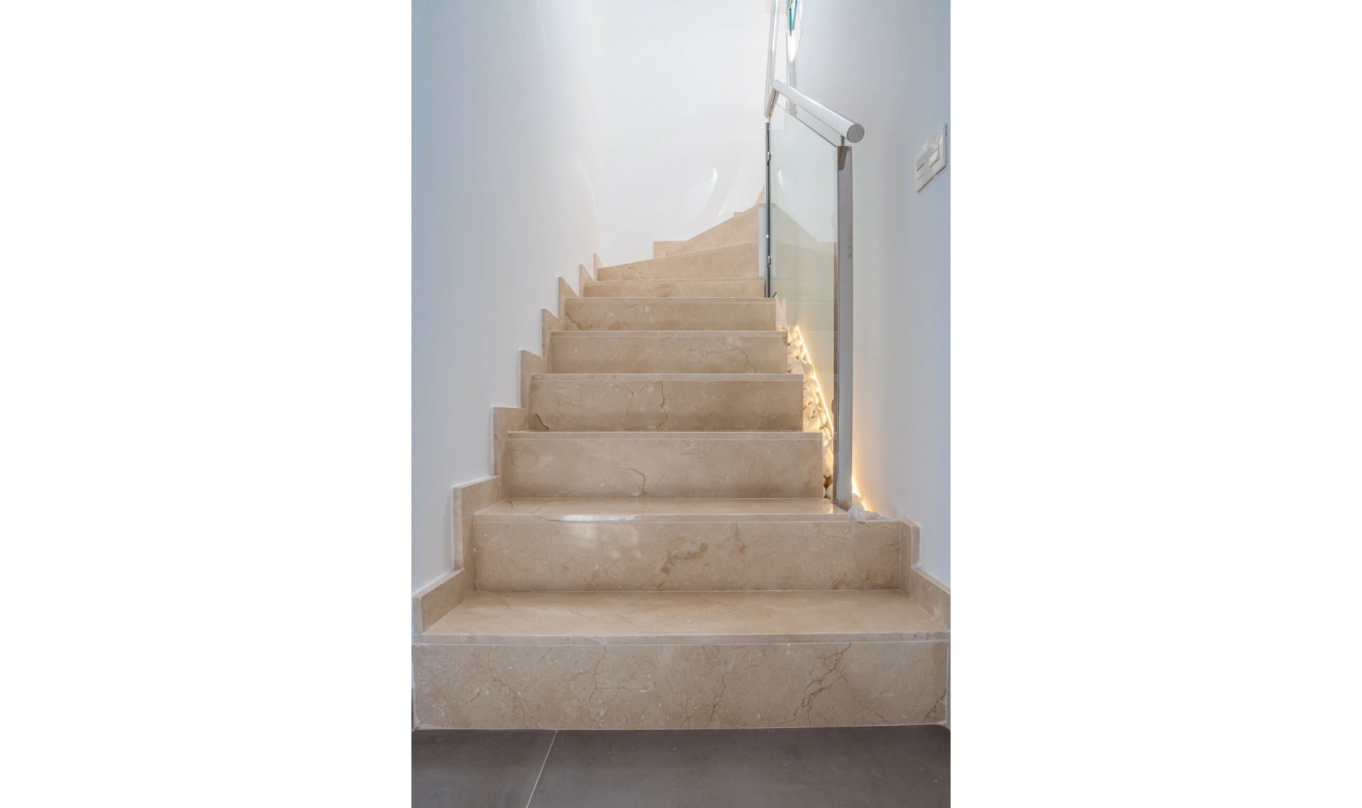 Resale - House -
Los Alcázares