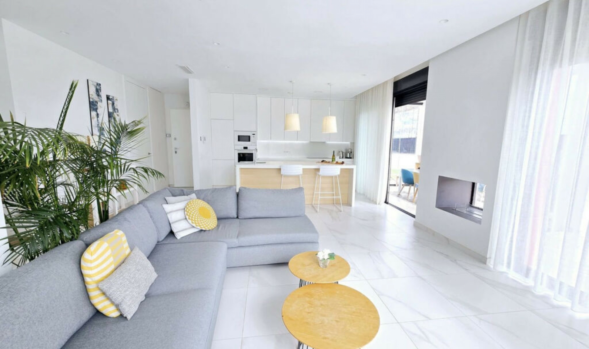 Resale - House -
Los Alcázares