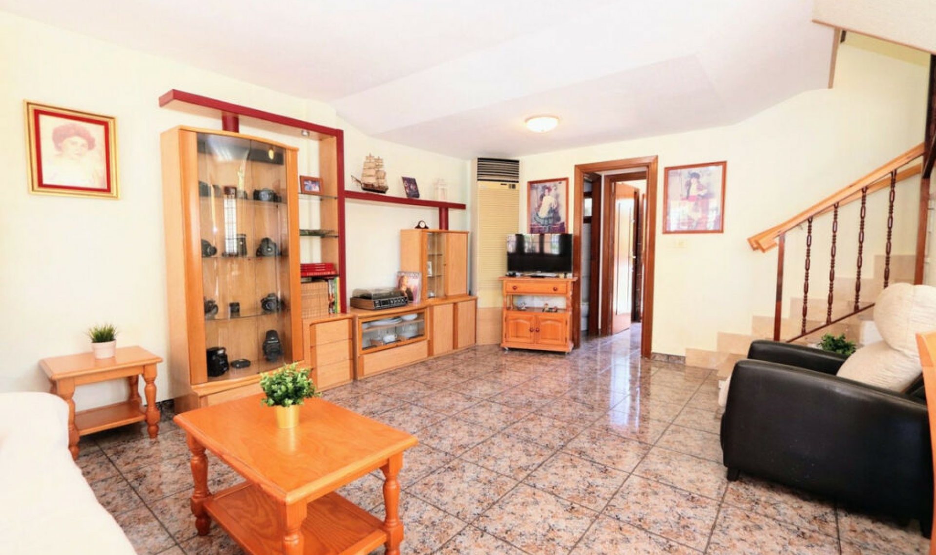 Resale - House -
Los Alcázares