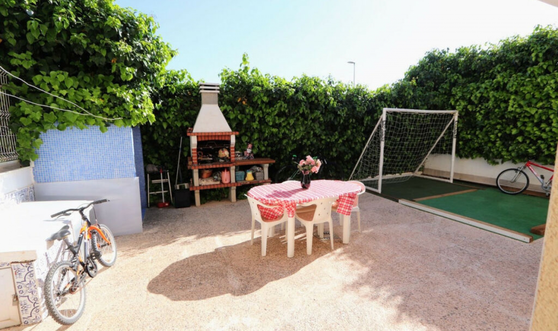 Resale - House -
Los Alcázares