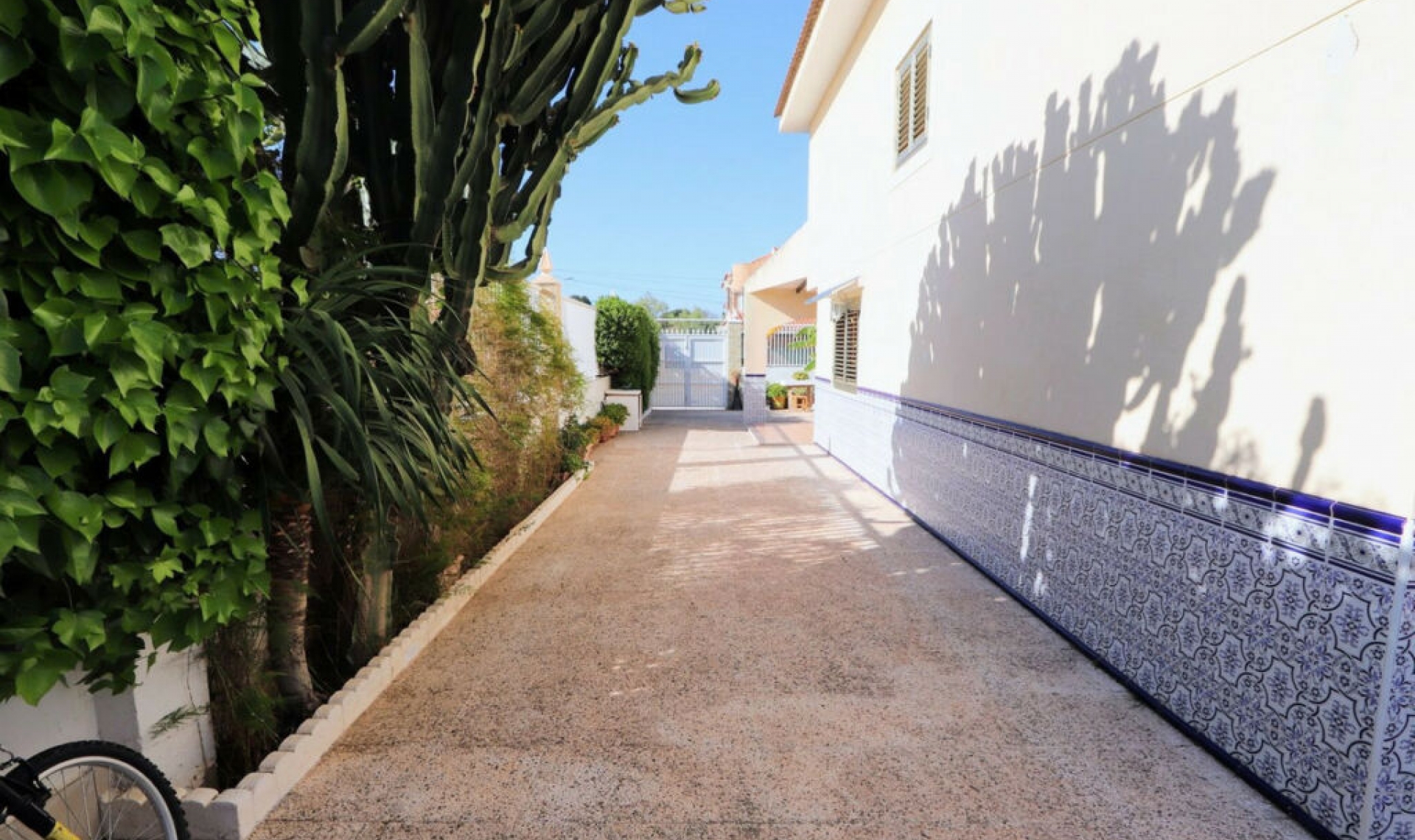 Resale - House -
Los Alcázares