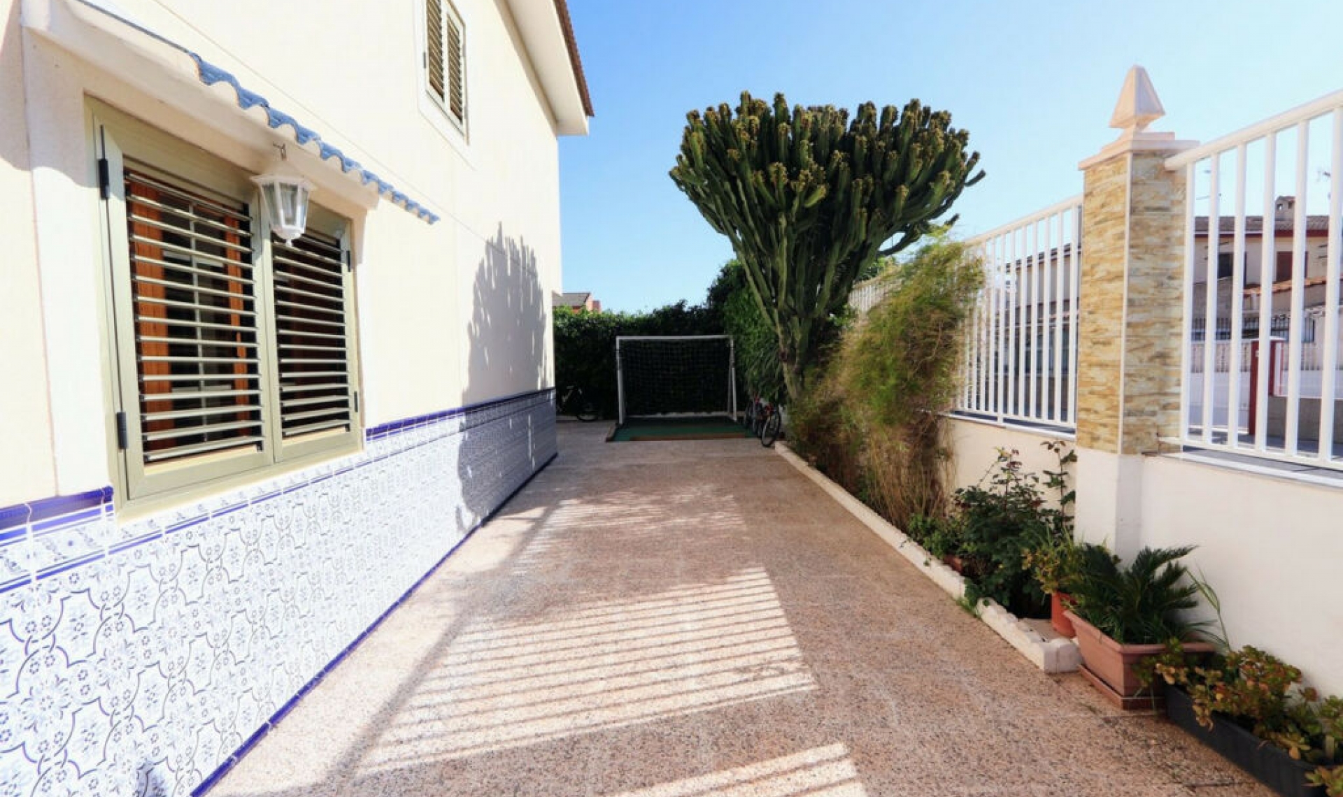 Resale - House -
Los Alcázares