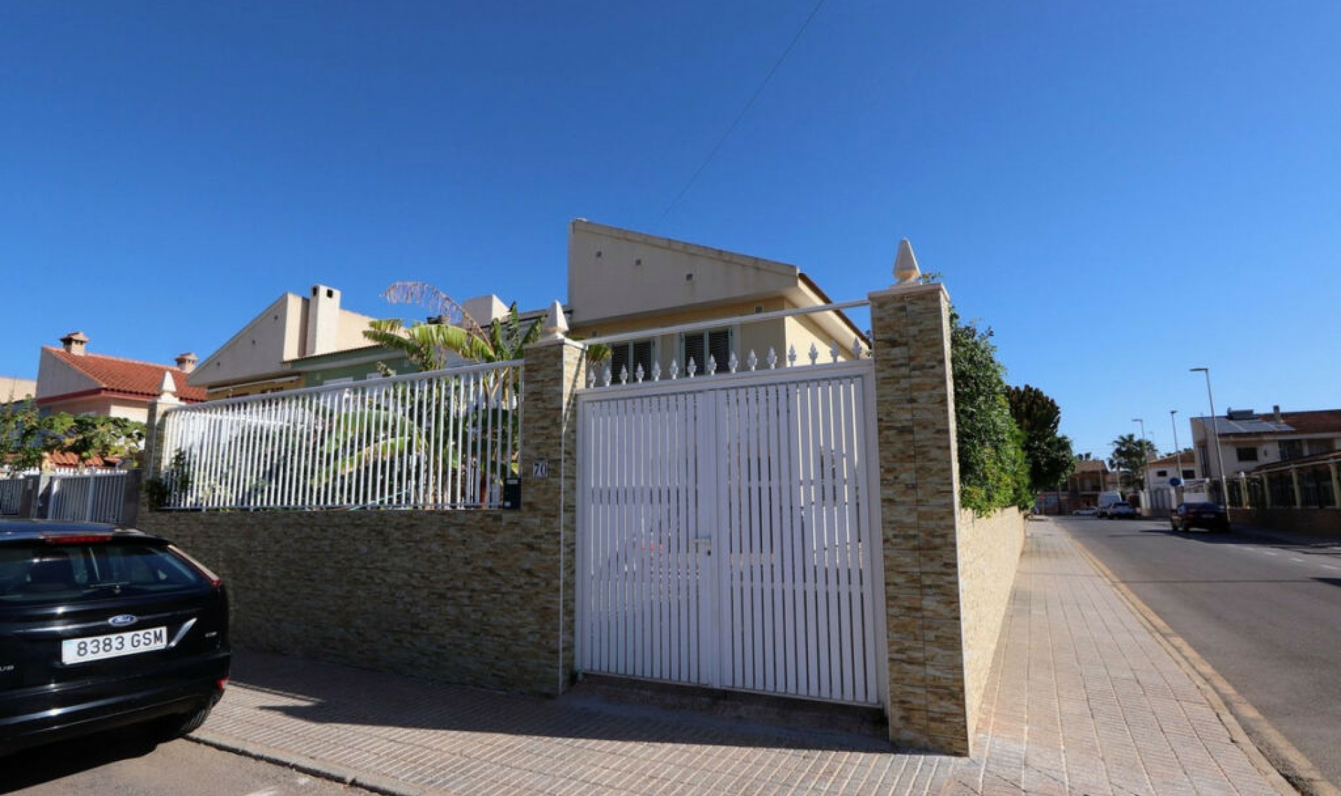 Resale - House -
Los Alcázares