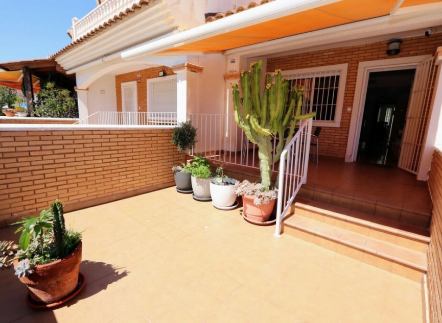 Resale - House -
Los Alcázares
