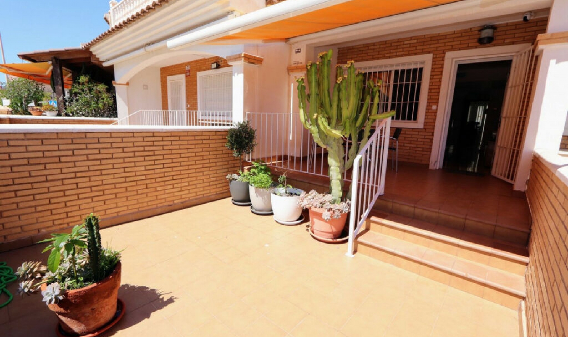 Resale - House -
Los Alcázares