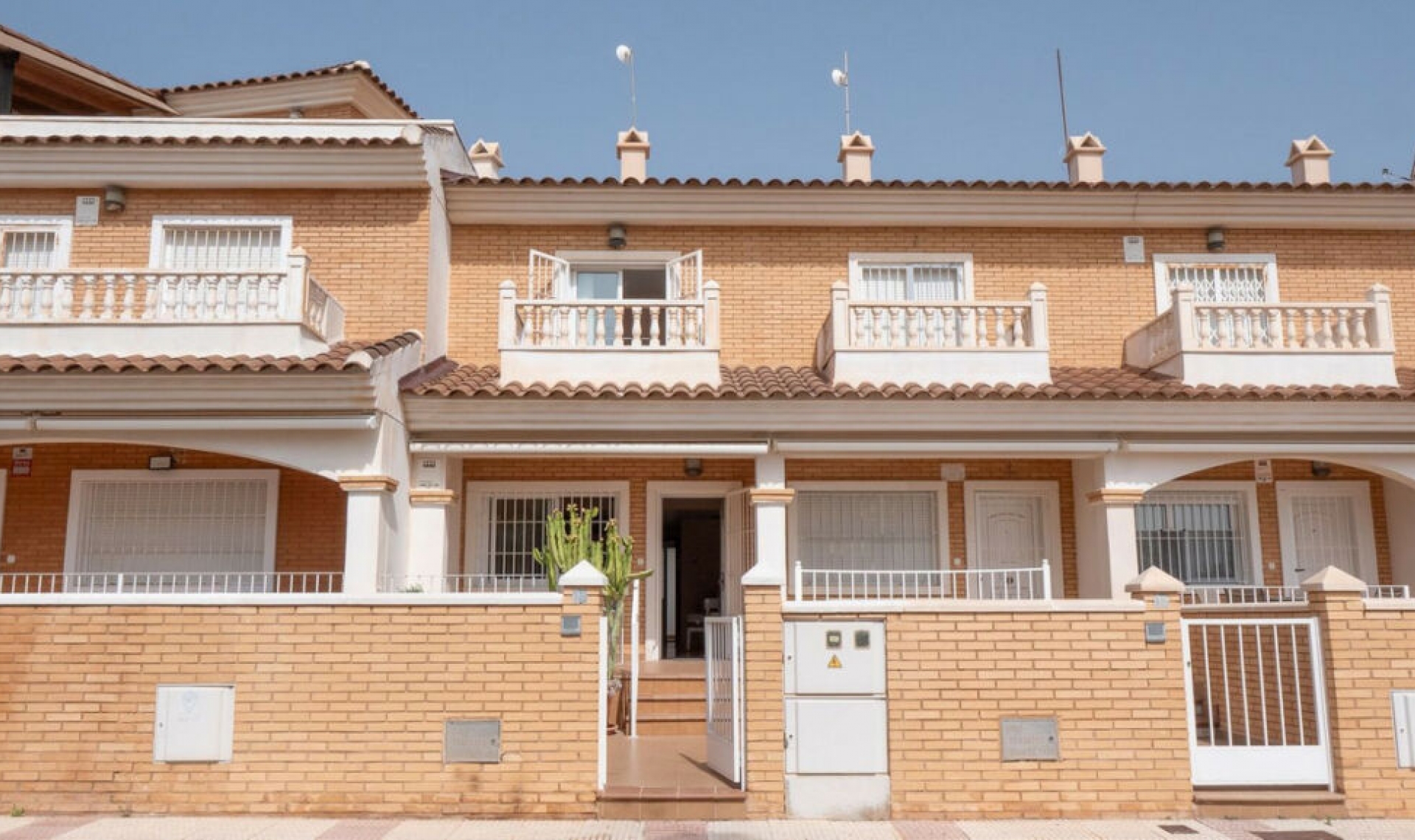 Resale - House -
Los Alcázares