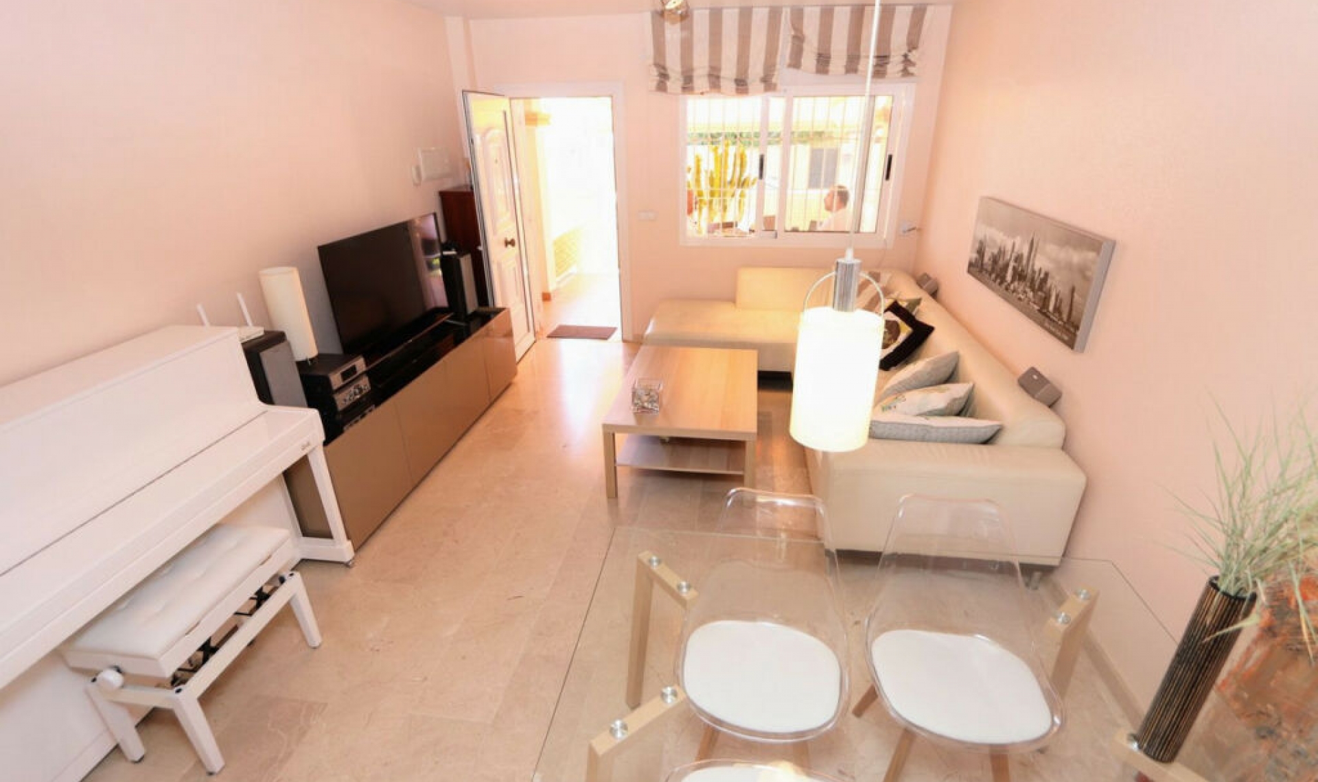 Resale - House -
Los Alcázares