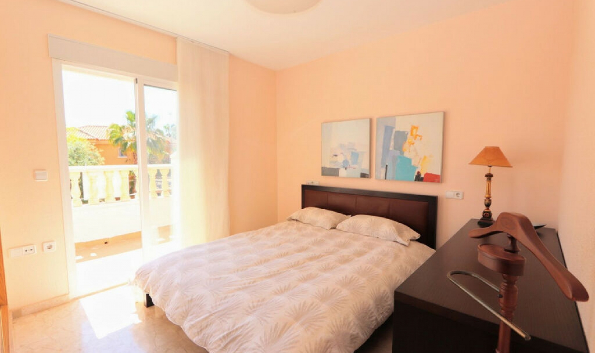 Resale - House -
Los Alcázares