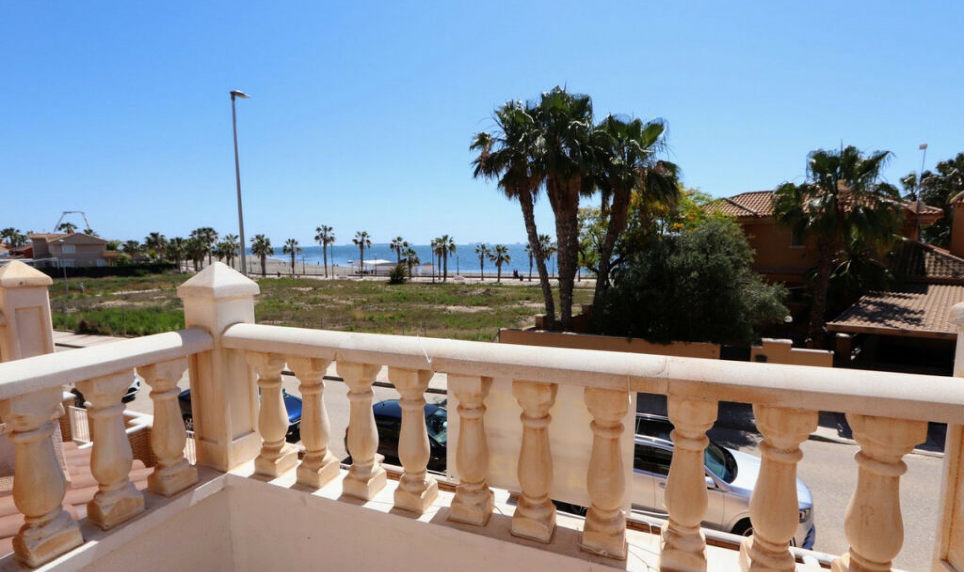 Resale - House -
Los Alcázares